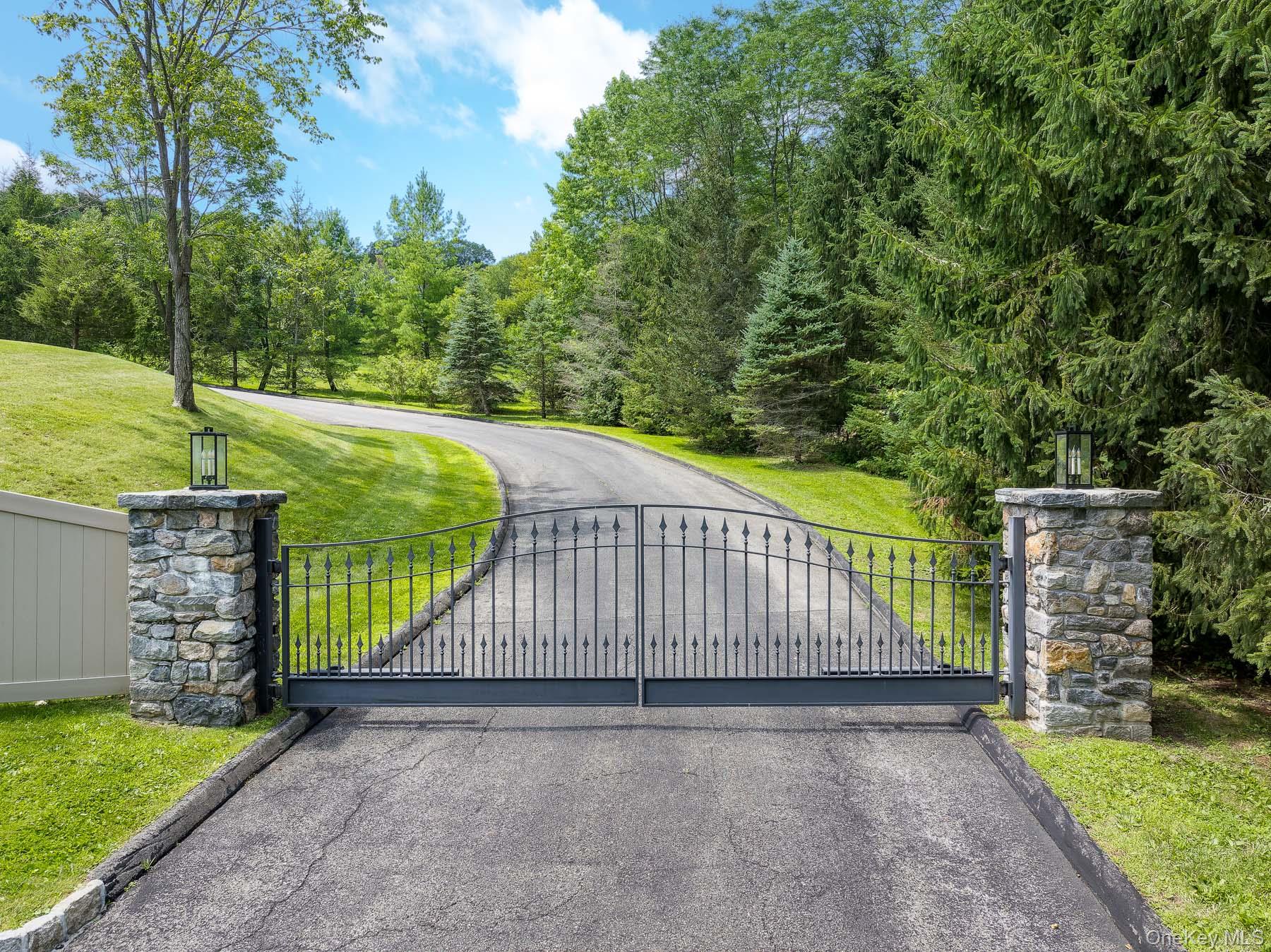 839 Mount Kisco Road, Armonk, NY 10504