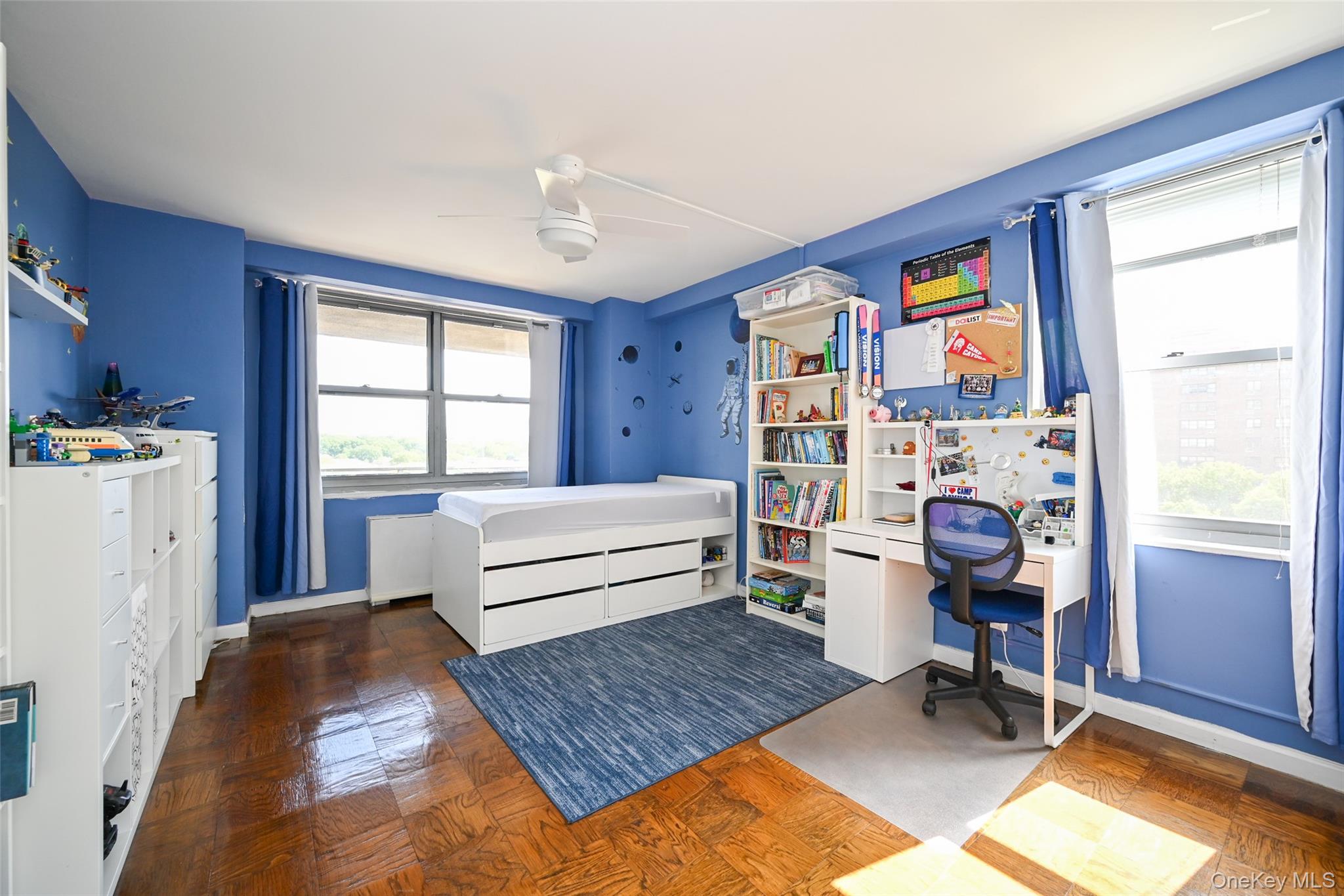 61-20 Grand Central Parkway # B 803, Forest Hills, NY 11375