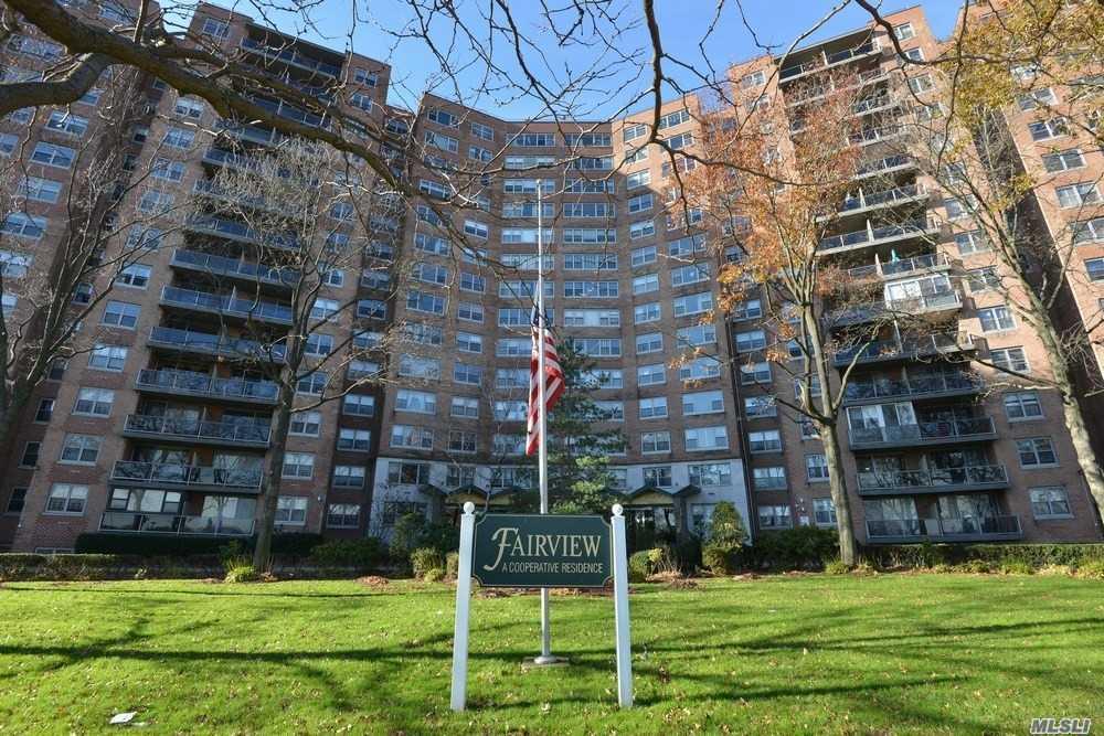 61-20 Grand Central Parkway # B 803, Forest Hills, NY 11375