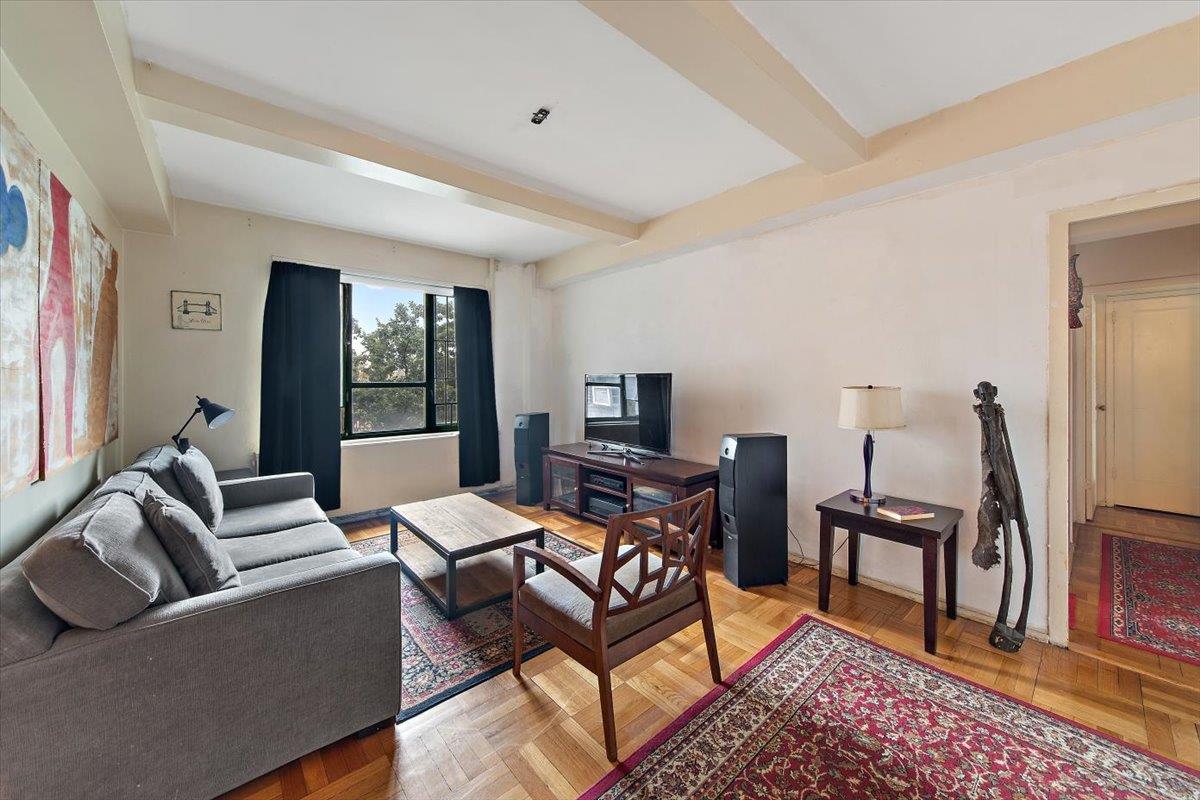 2200 E Tremont Avenue # 5A, Bronx, NY 10462