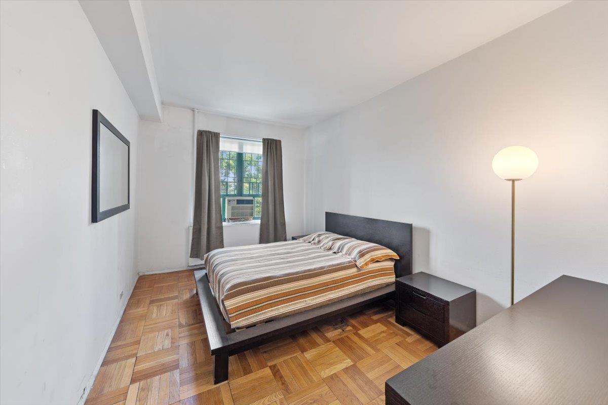 2200 E Tremont Avenue # 5A, Bronx, NY 10462