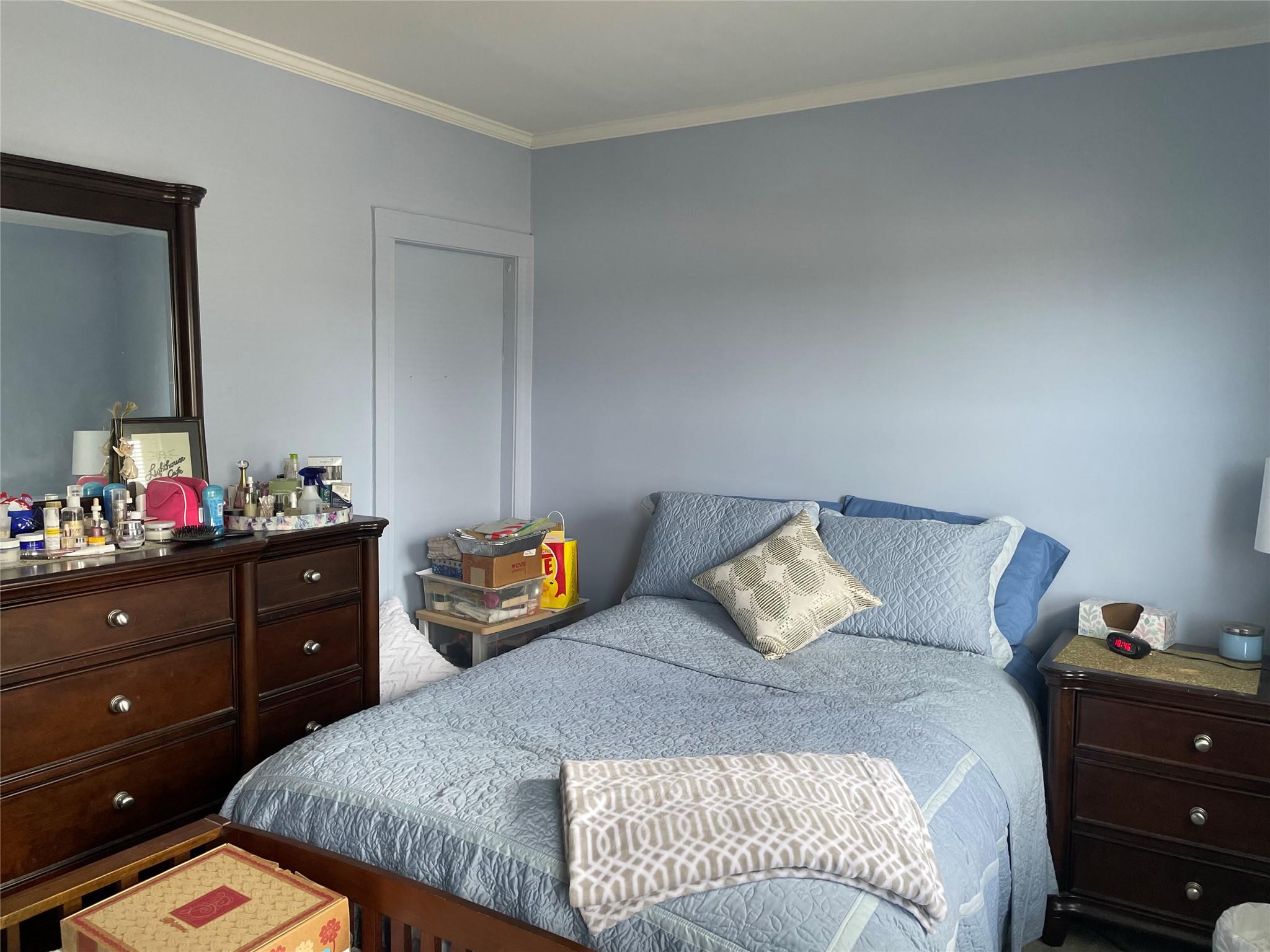 43-17 248th Street, Little Neck, NY 11363