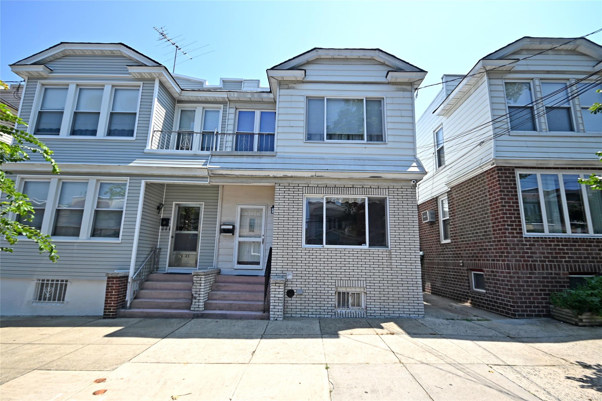 7823 85th Street, Glendale, NY 11385