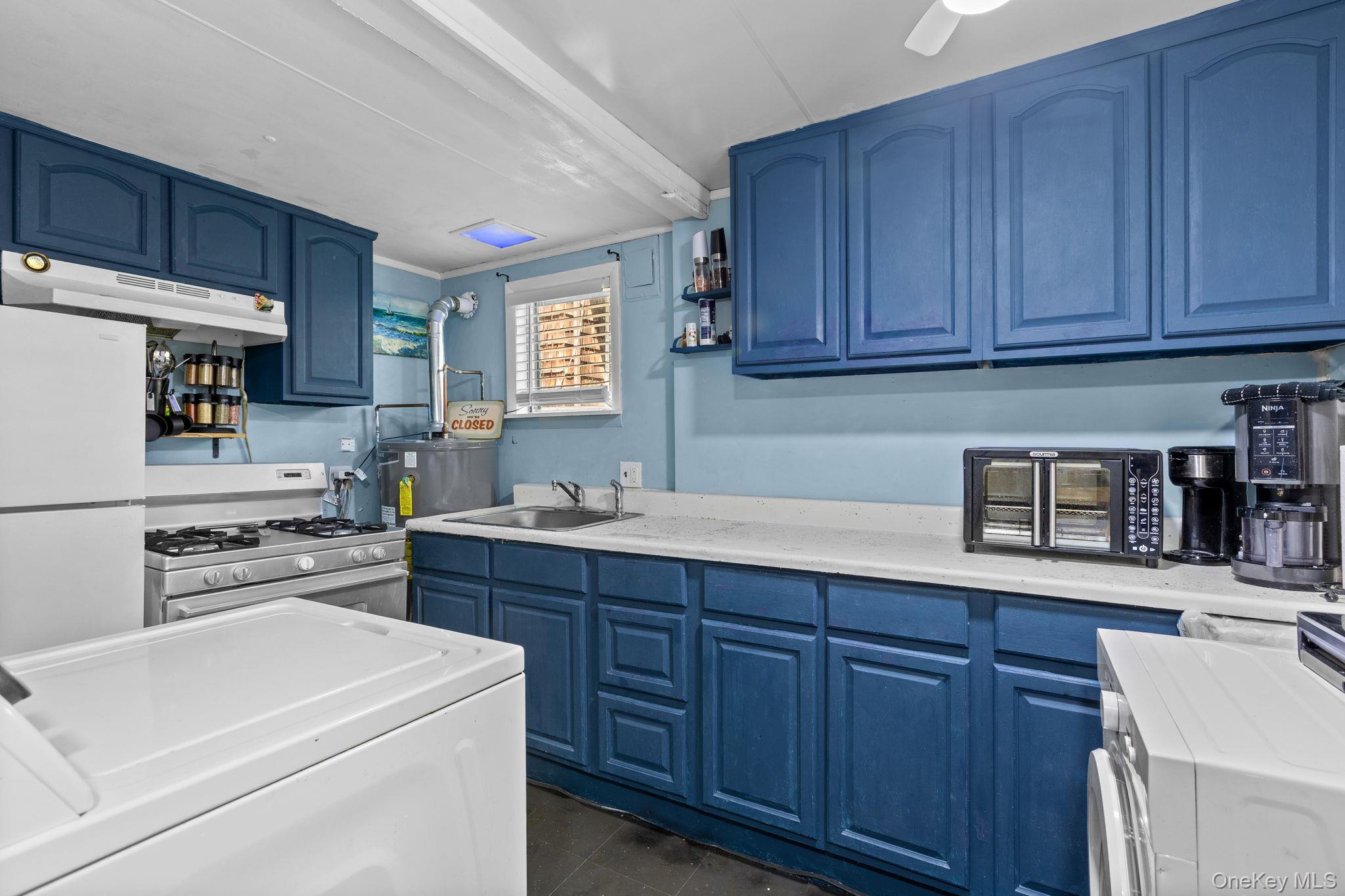 32 Tier Street, Bronx, NY 10464