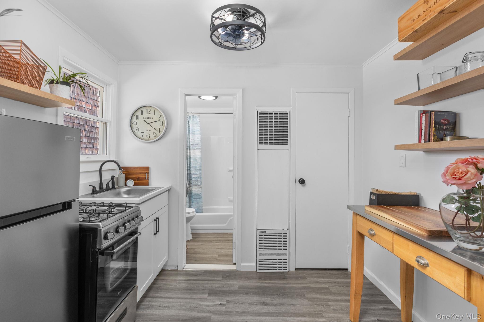 32 Tier Street, Bronx, NY 10464