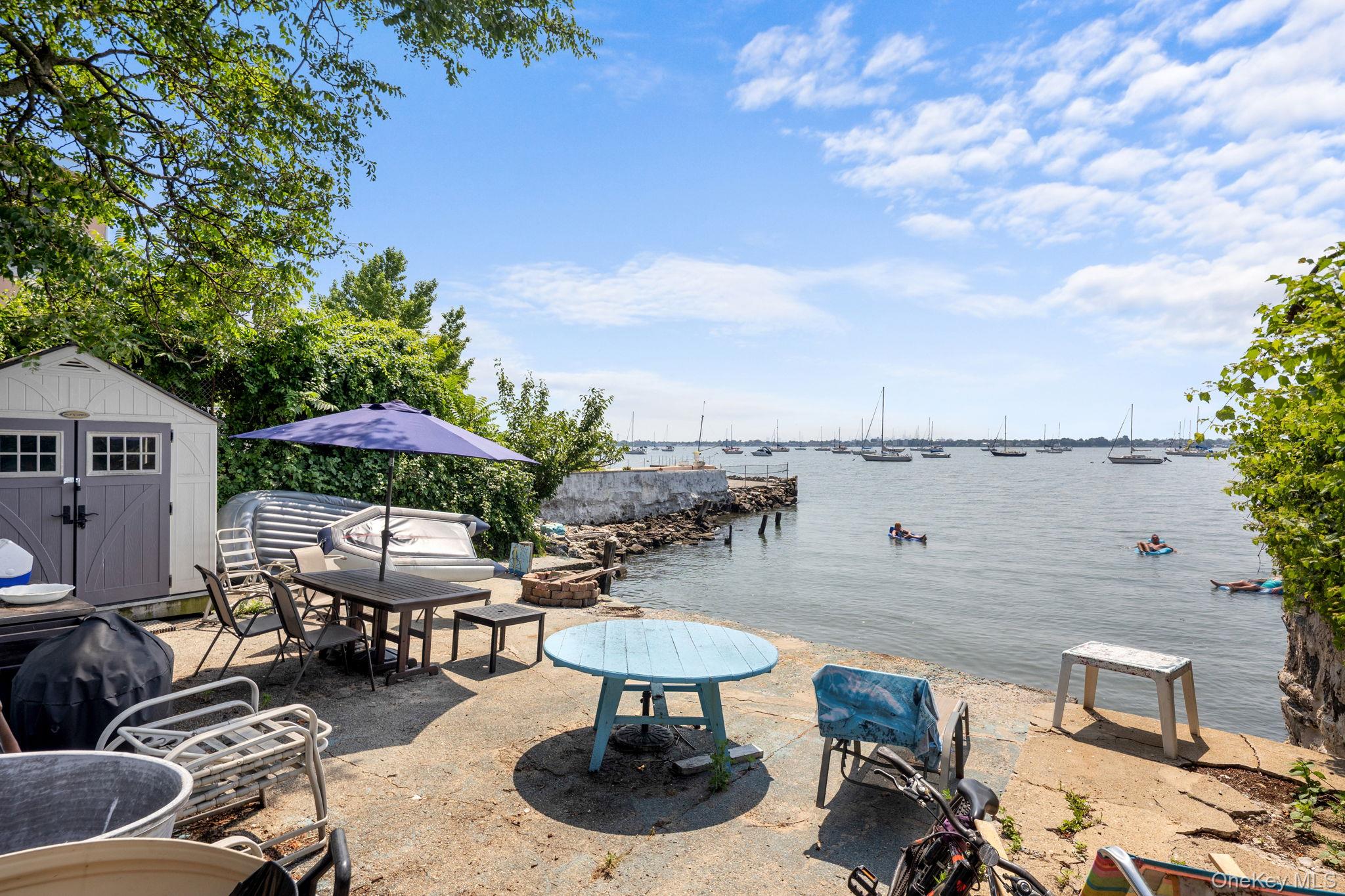 32 Tier Street, Bronx, NY 10464