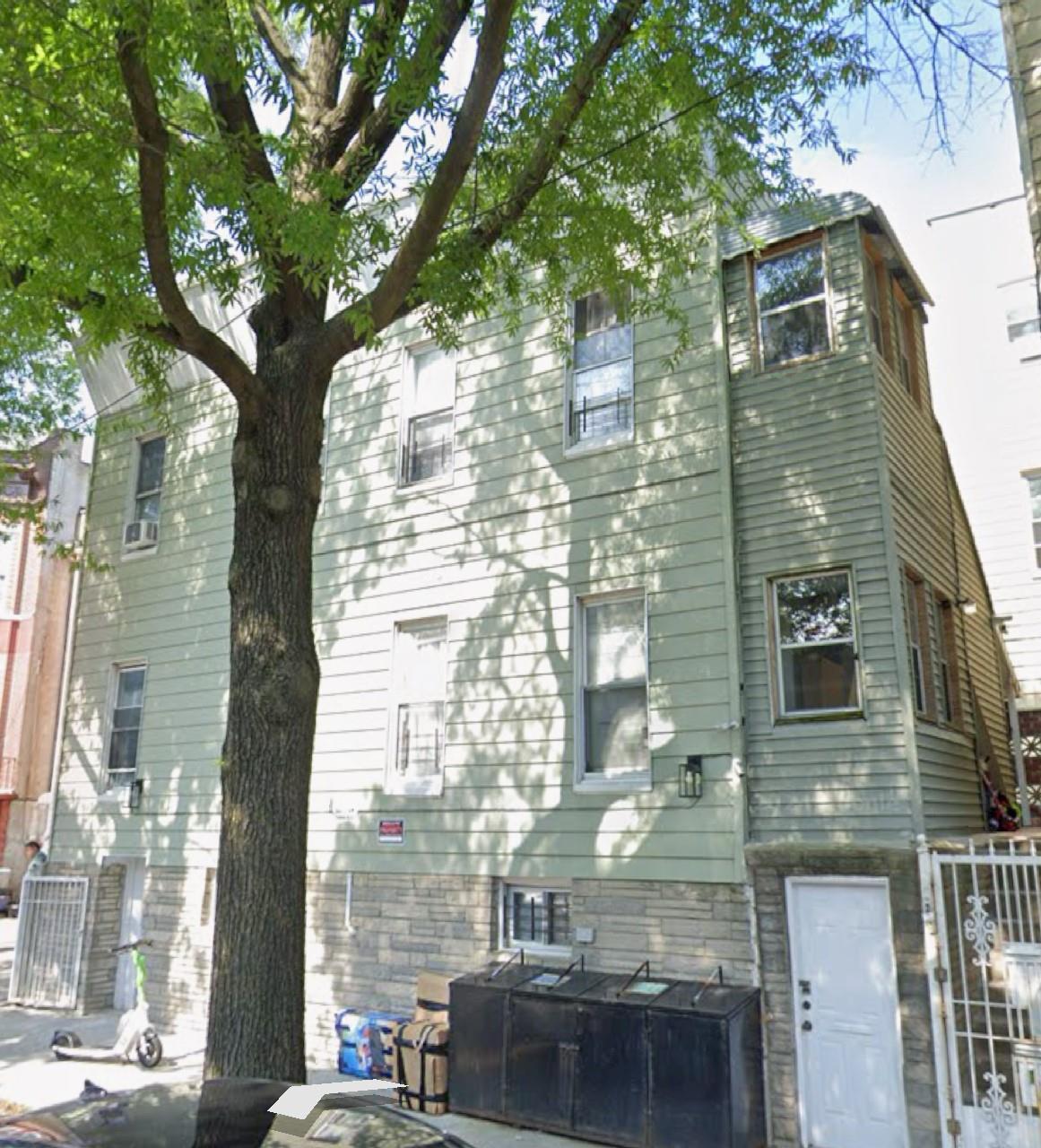 1706 HOLLAND AVE, Bronx, NY 10462