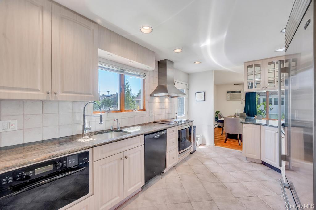 710 Fishermans Road, Baldwin, NY 11510