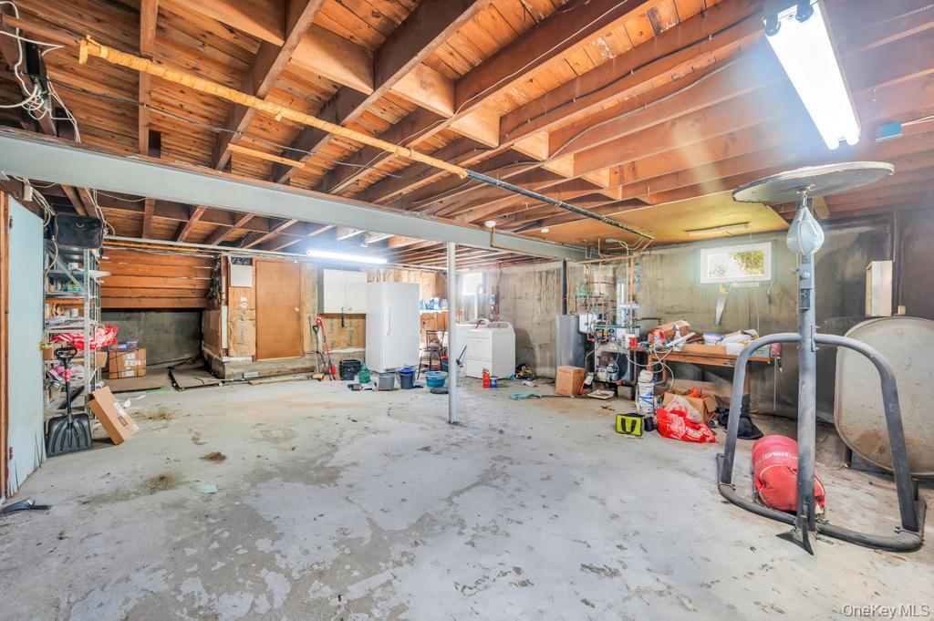 710 Fishermans Road, Baldwin, NY 11510