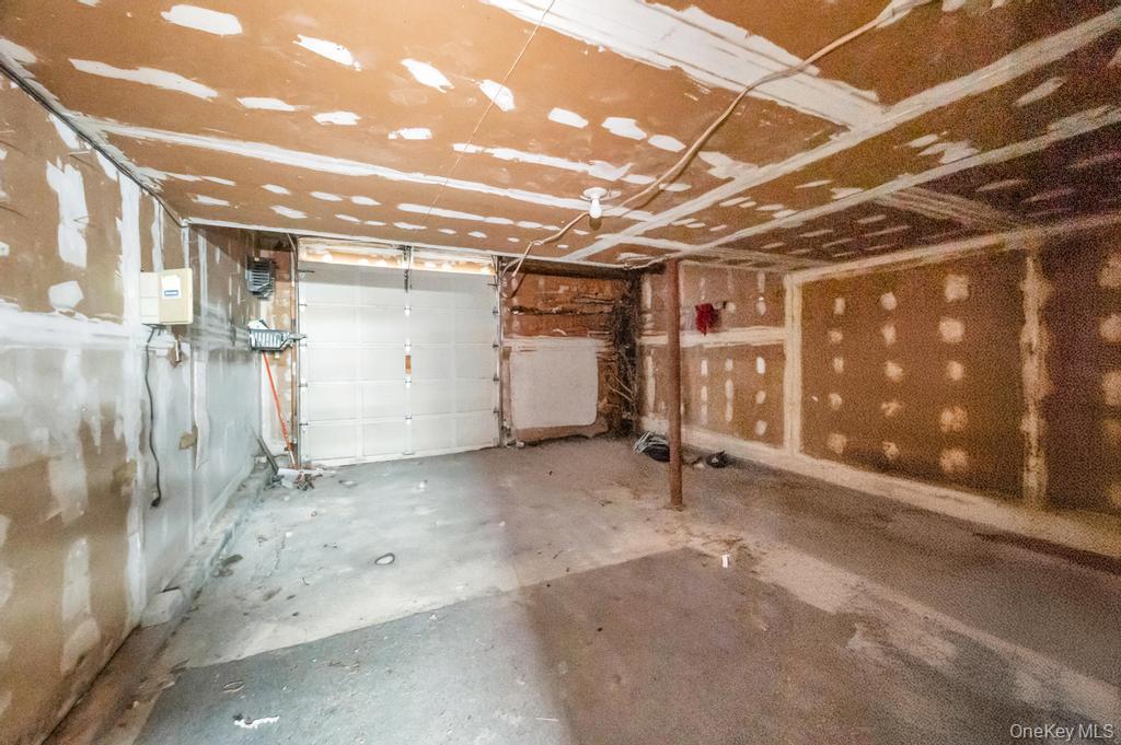 710 Fishermans Road, Baldwin, NY 11510