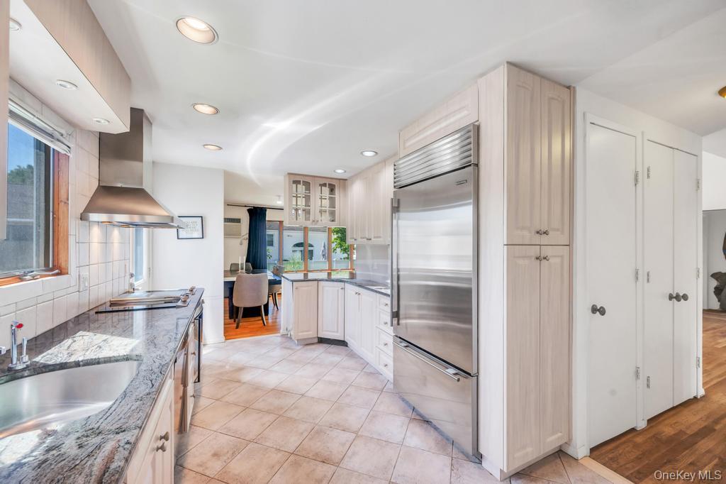 710 Fishermans Road, Baldwin, NY 11510