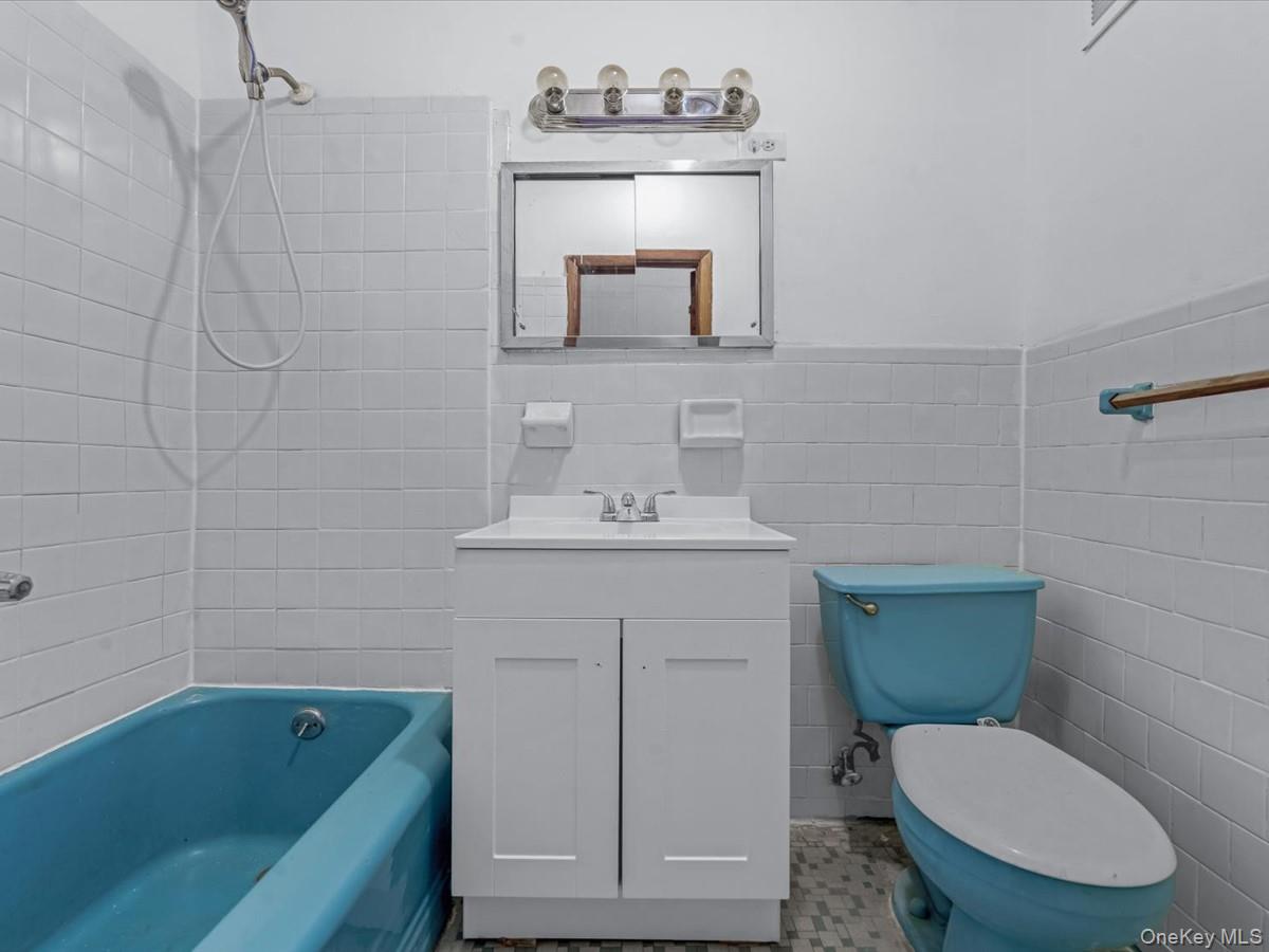 185 Lefferts Avenue, Brooklyn, NY 11225