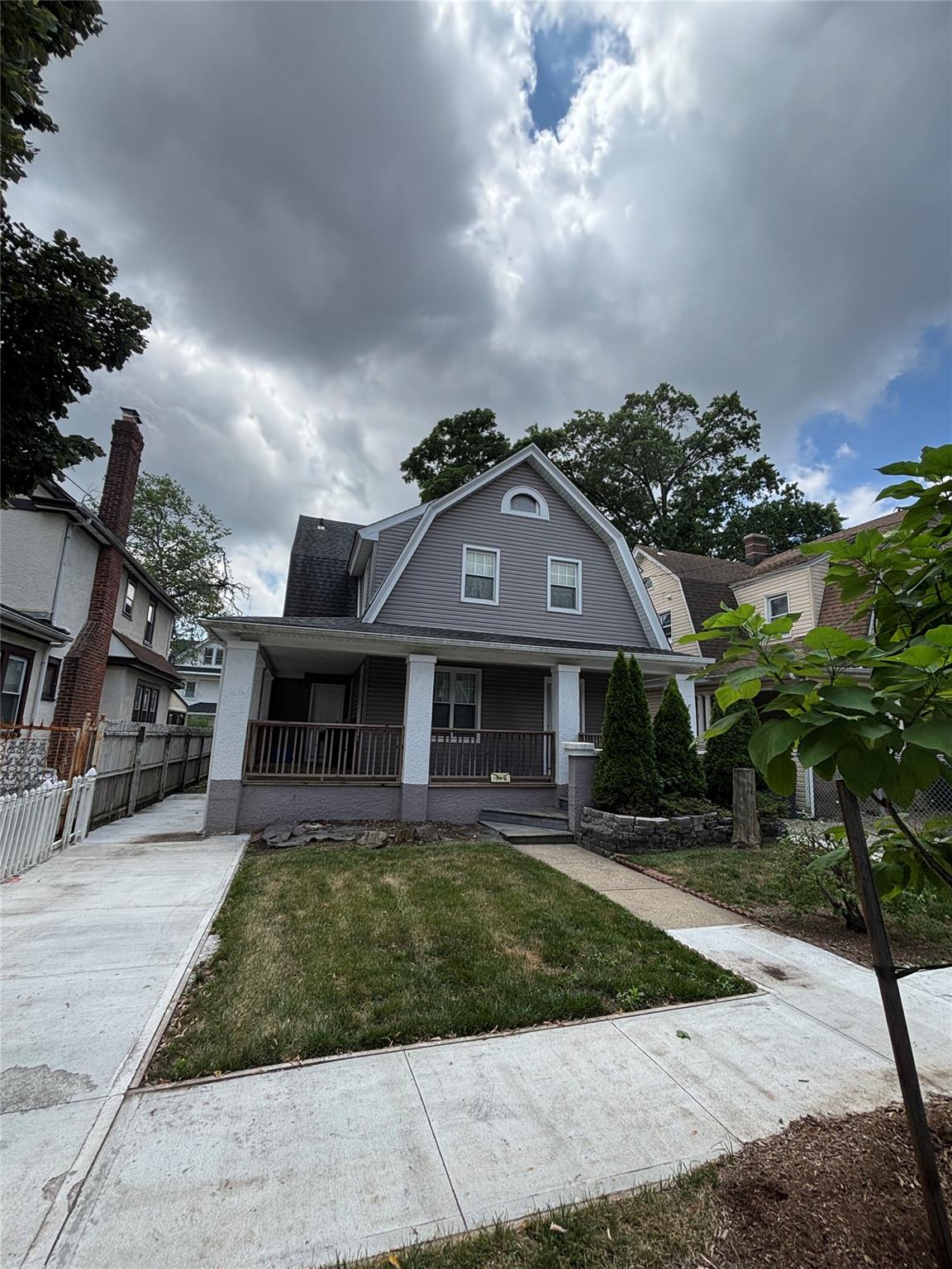 219-06 101 Ave., Queens Village, NY 11429-1610