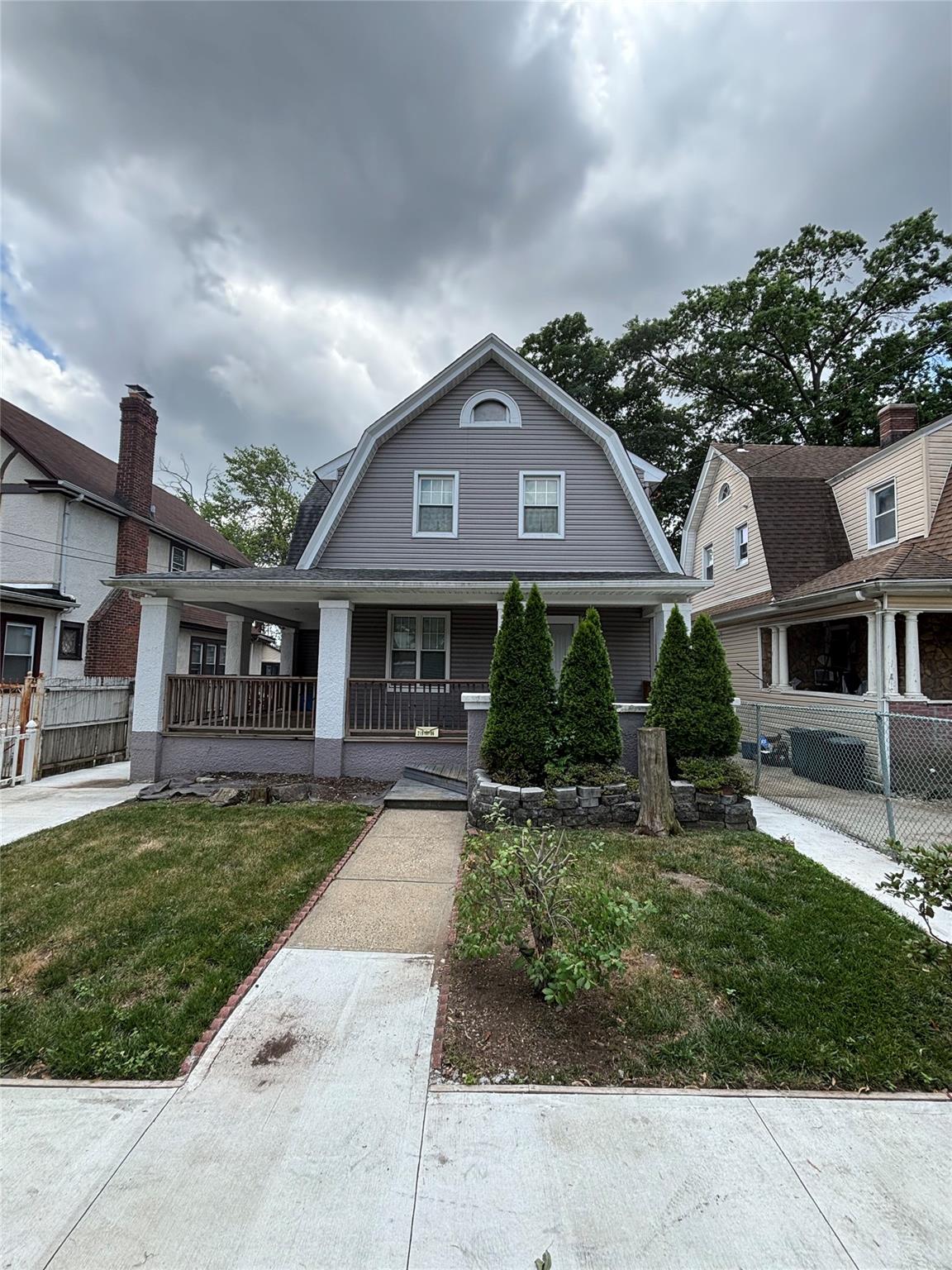 219-06 101 Ave., Queens Village, NY 11429-1610