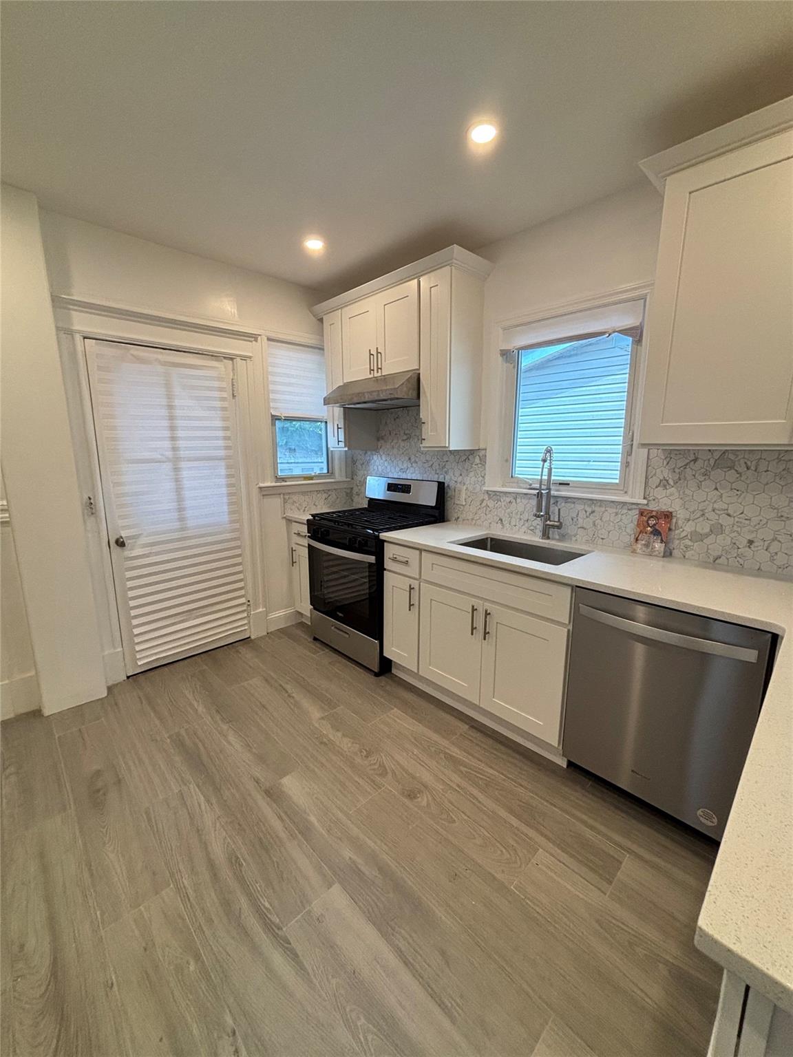 219-06 101 Ave., Queens Village, NY 11429-1610