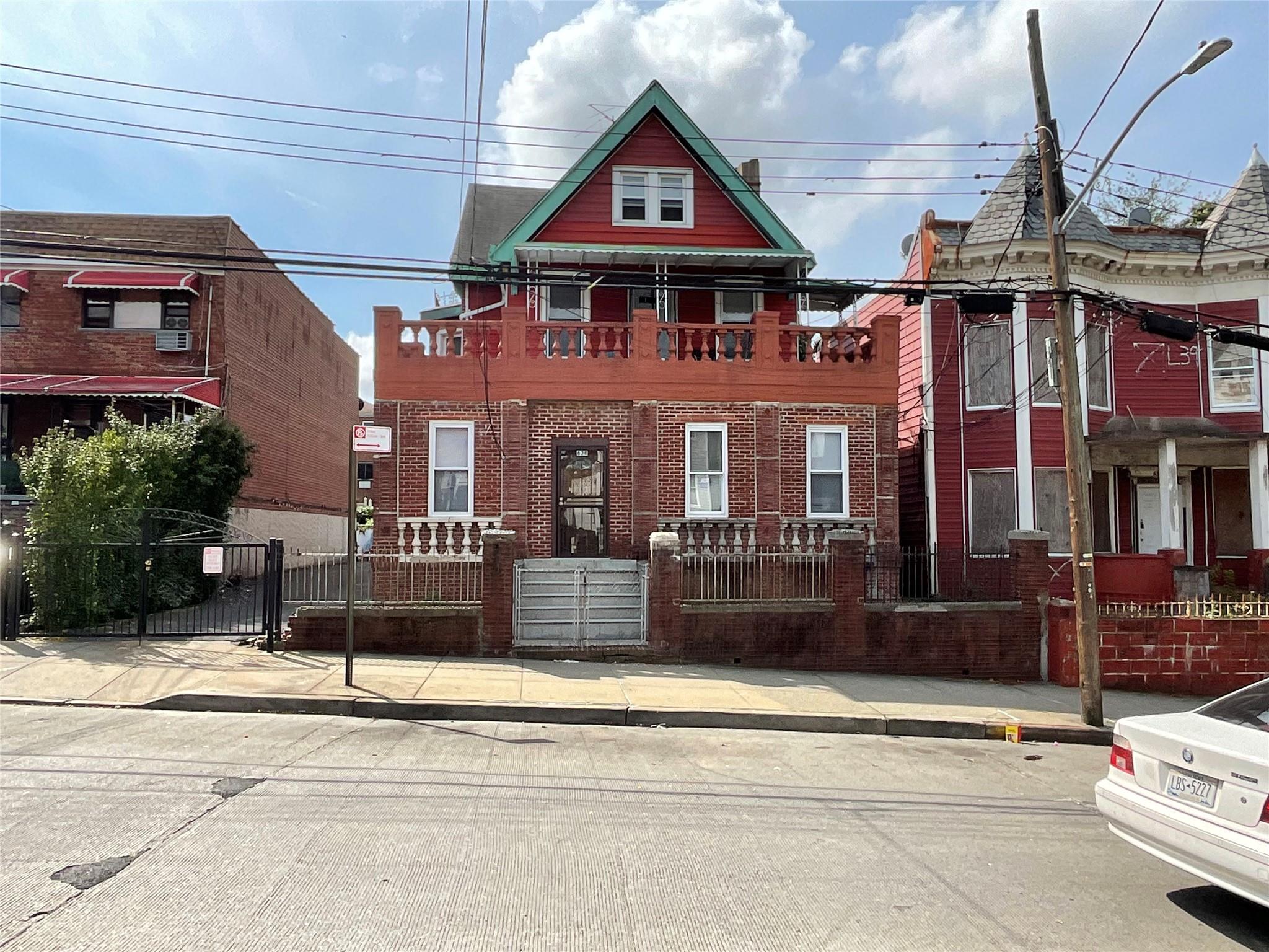638 E 227th Street, Bronx, NY 10466