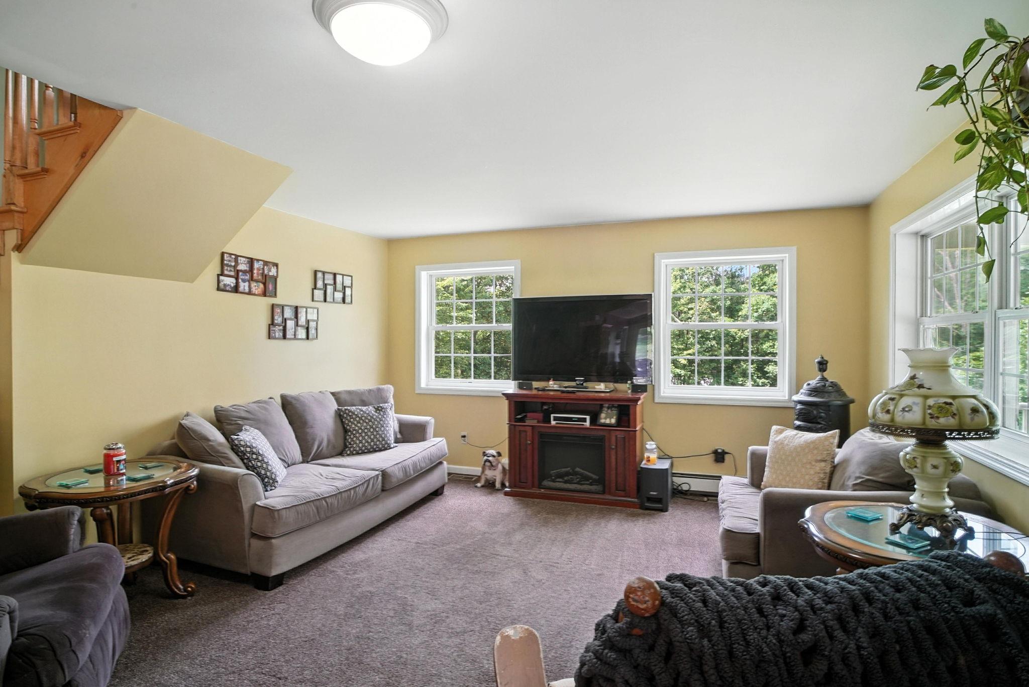 37 Sycamore Trail, Wurtsboro, NY 12790