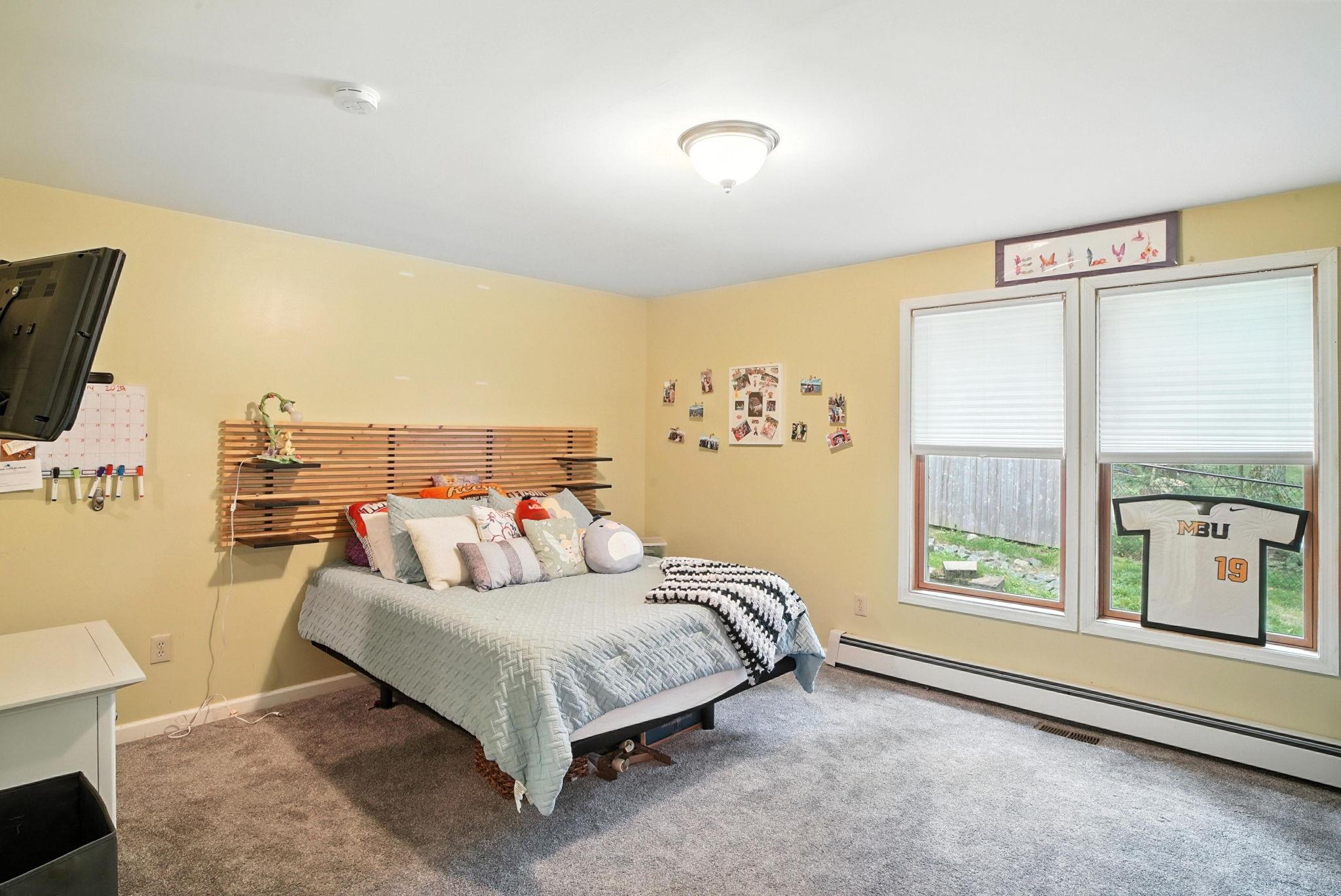 37 Sycamore Trail, Wurtsboro, NY 12790