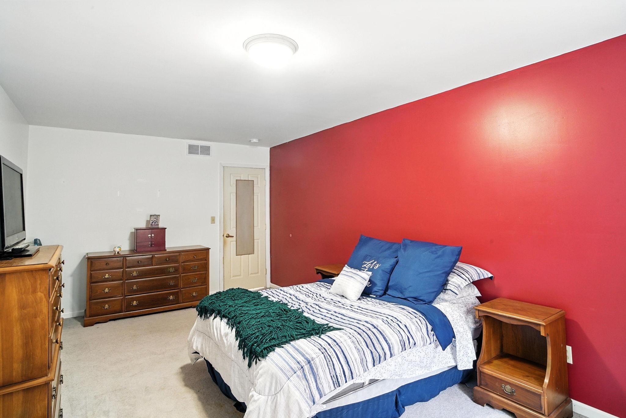 37 Sycamore Trail, Wurtsboro, NY 12790