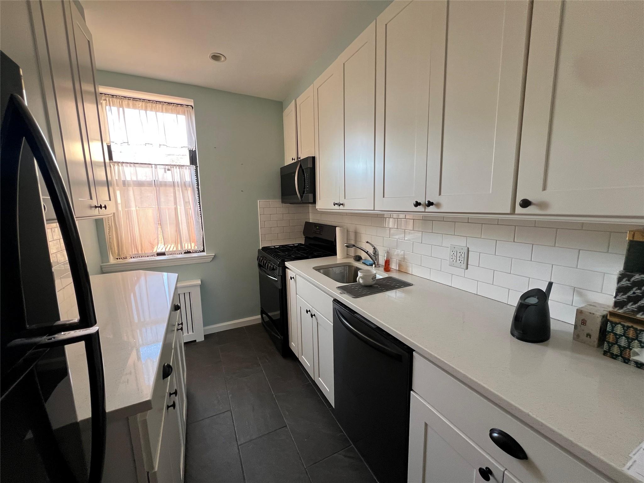 257 Beach 128th Street # 4A, Belle Harbor, NY 11694