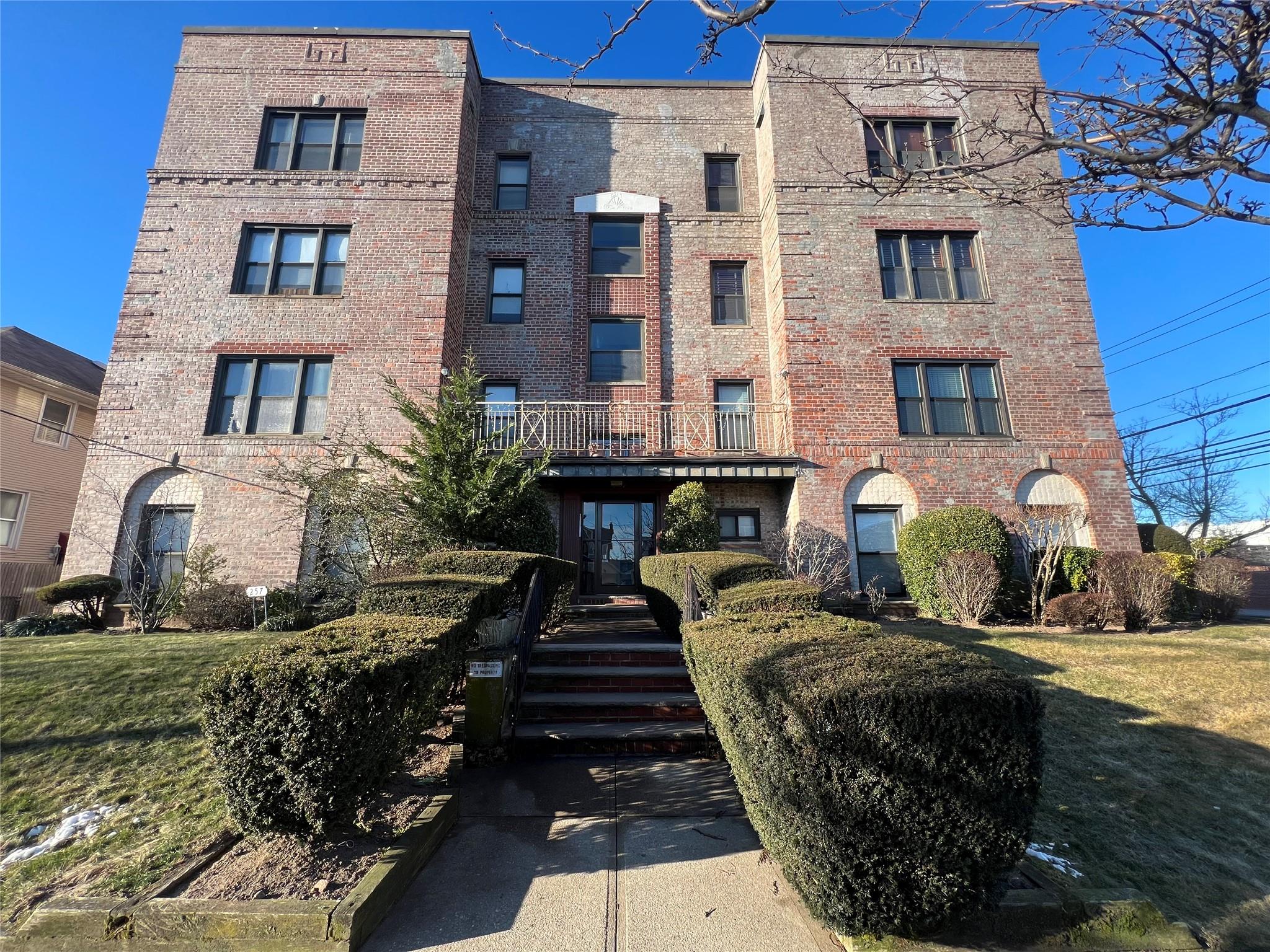 257 Beach 128th Street # 4A, Belle Harbor, NY 11694