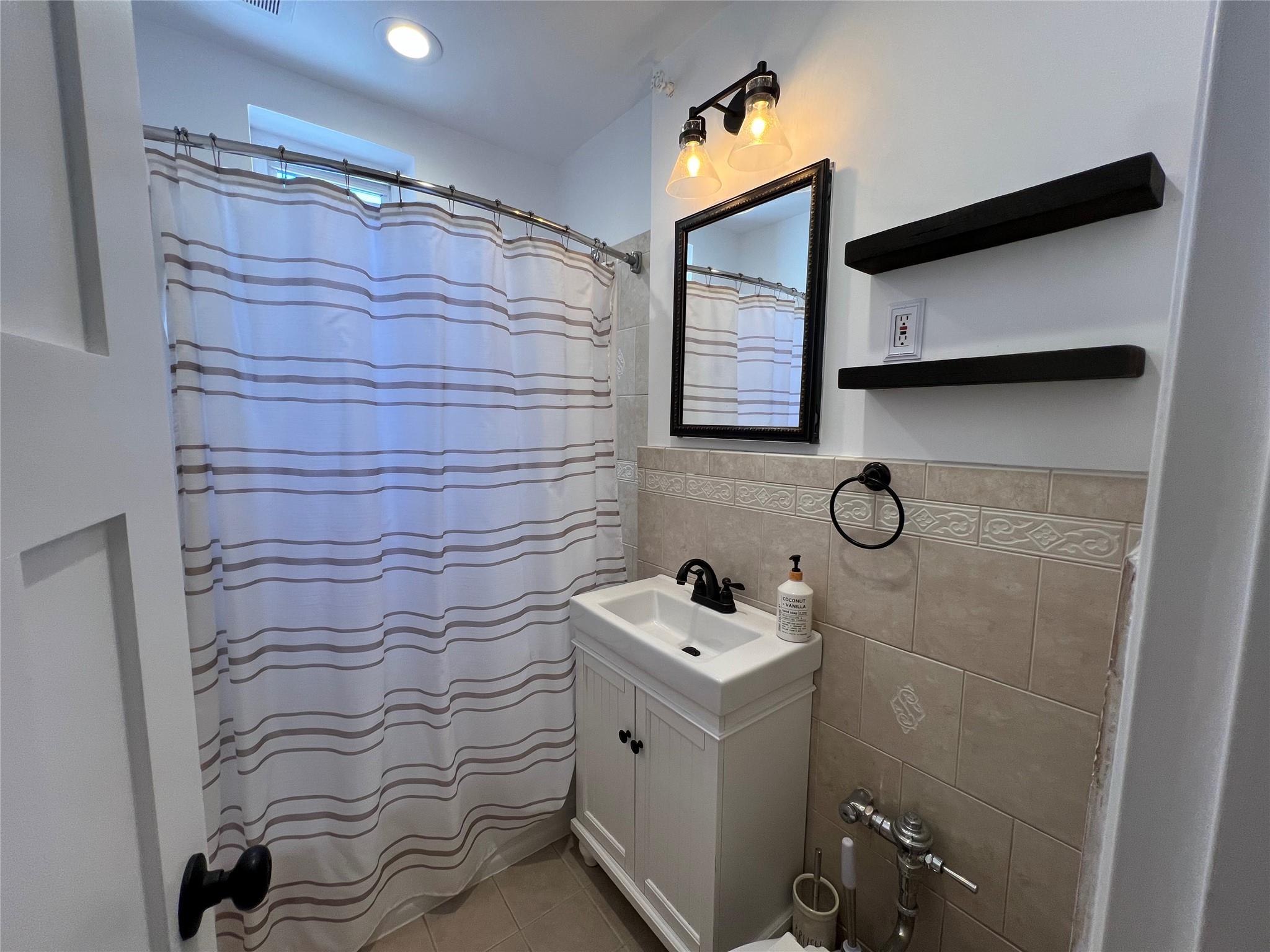 257 Beach 128th Street # 4A, Belle Harbor, NY 11694