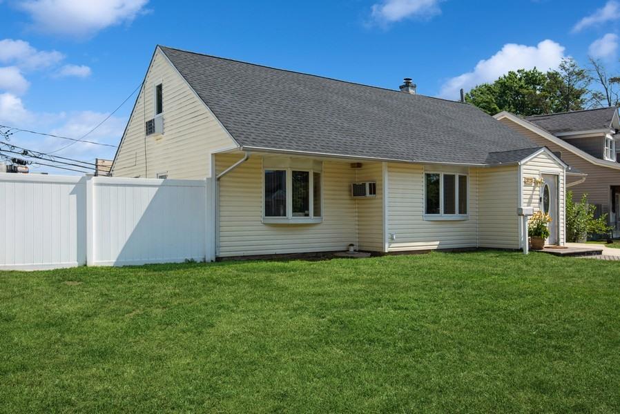 3723 Fiddler Lane, Bethpage, NY 11714