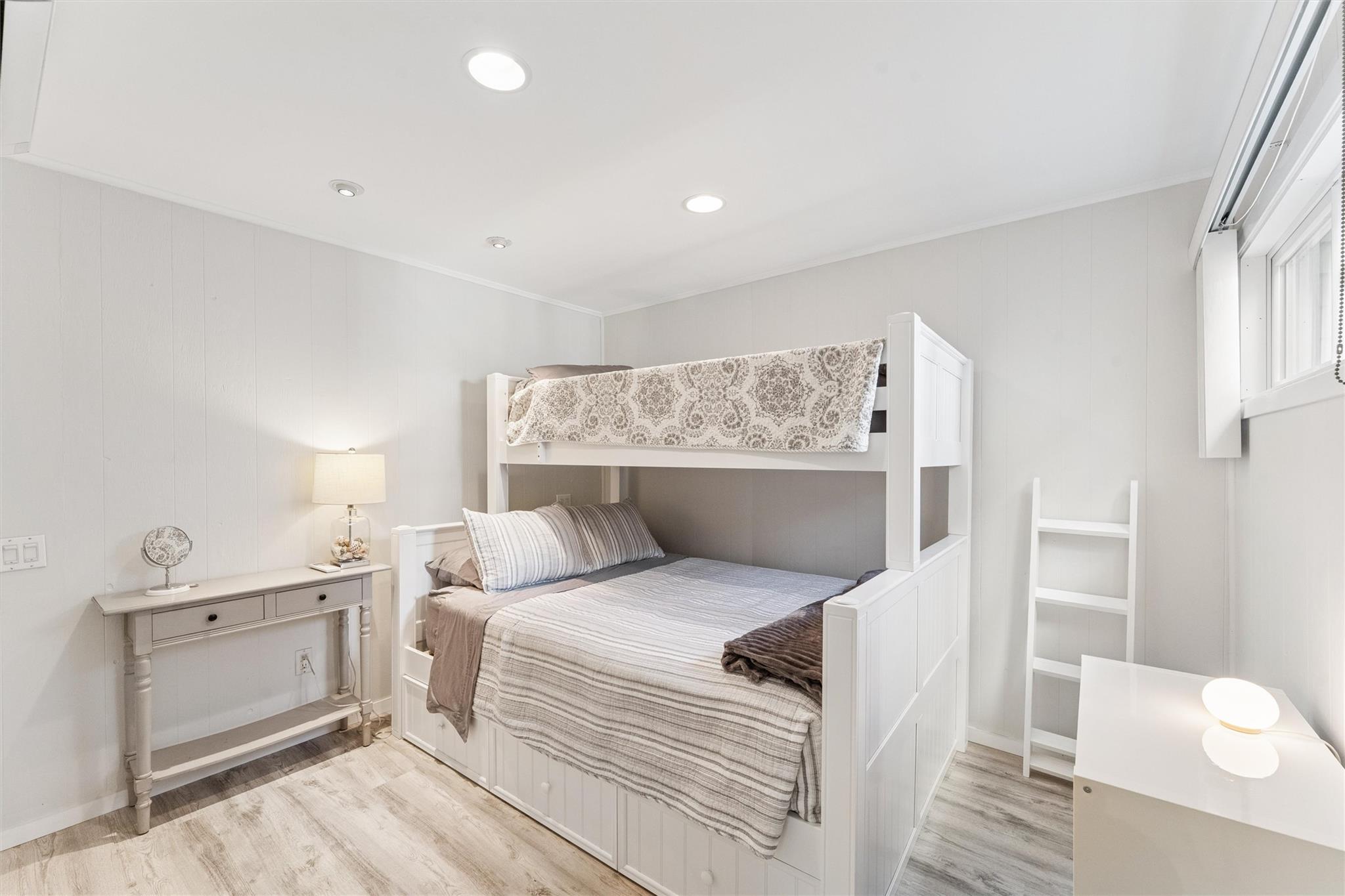 539 Dune Road # 29, Westhampton, NY 11977