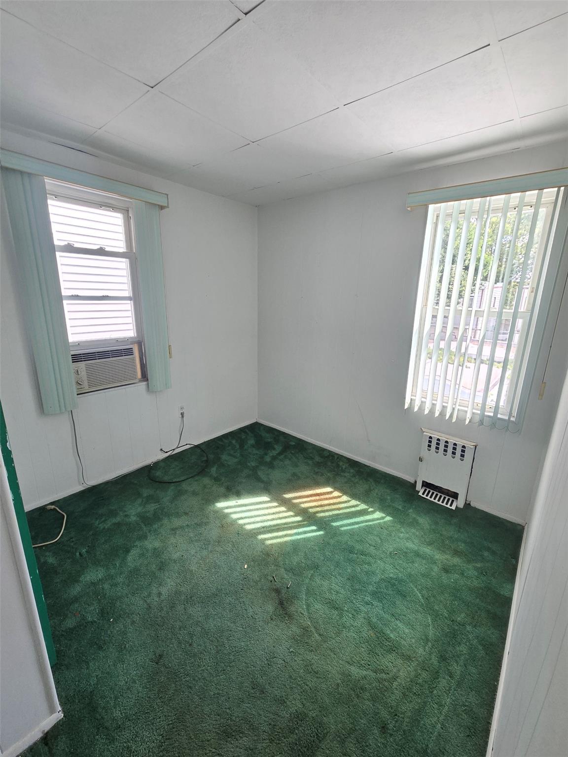 7733 79th Street, Glendale, NY 11385