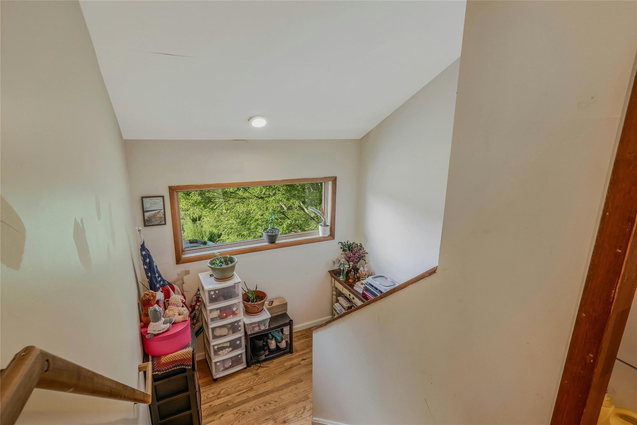 14 Long Branch Road, Glen Cove, NY 11542