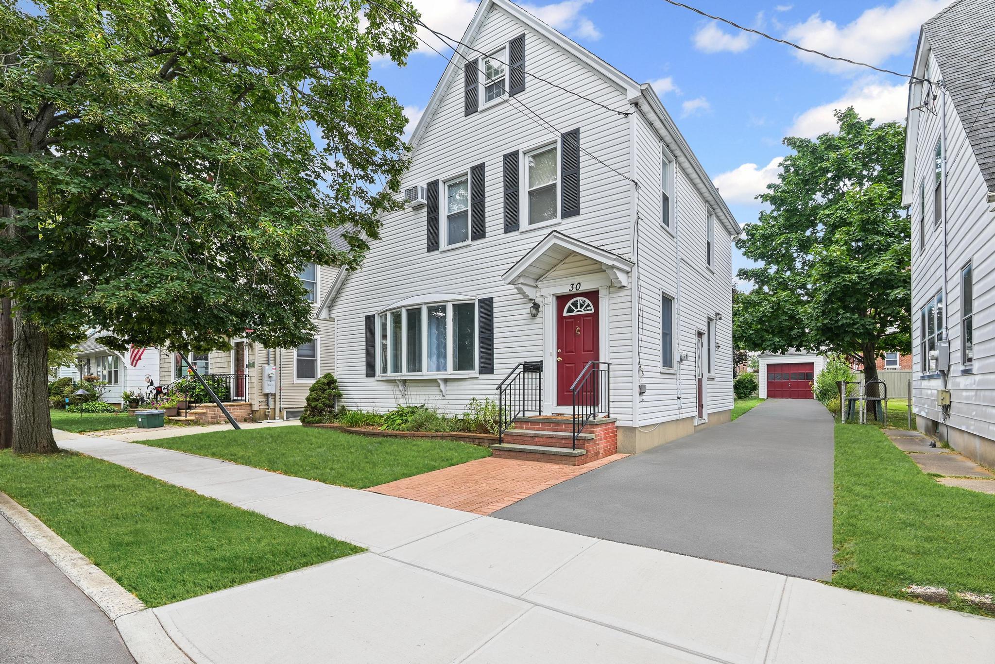 30 Temple Street, Williston Park, NY 11596