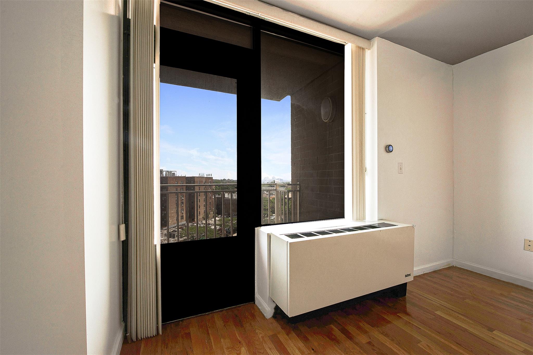 116-24 Grosvenor Lane # 8D, Kew Gardens, NY 11415