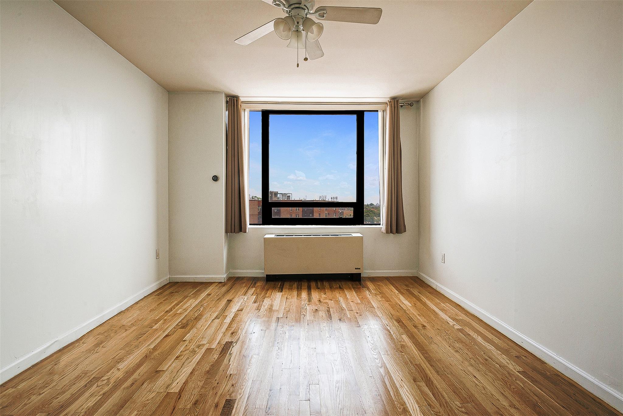 116-24 Grosvenor Lane # 8D, Kew Gardens, NY 11415