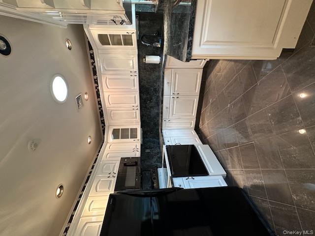 247 Newcastle Court # A, Ridge, NY 11961