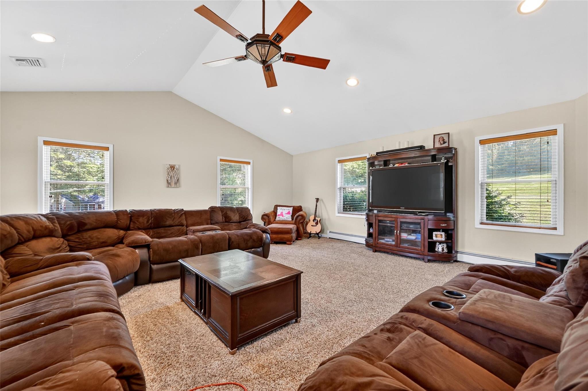 15 Old Dominion Road, Blooming Grove, NY 10914