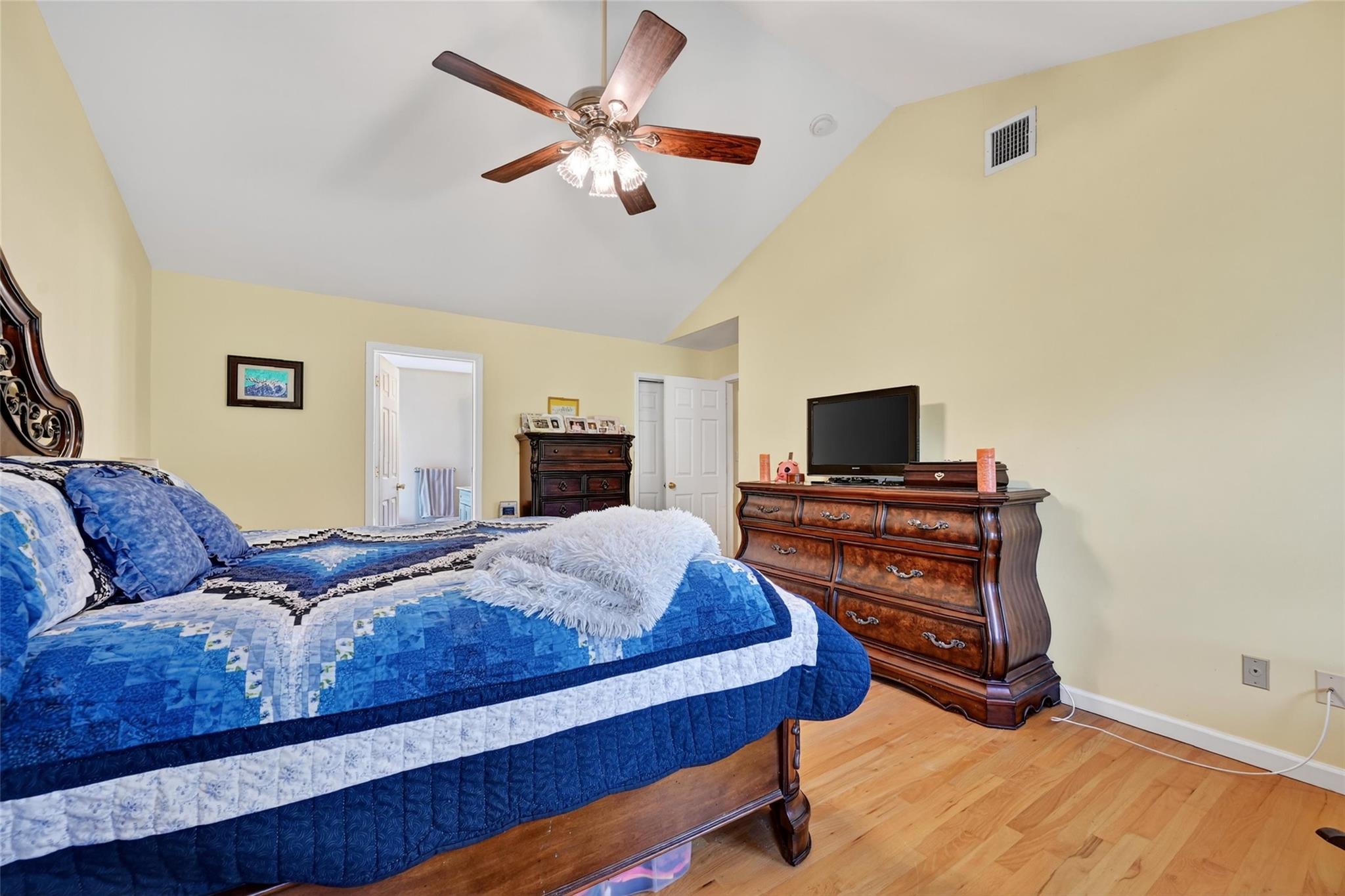 15 Old Dominion Road, Blooming Grove, NY 10914