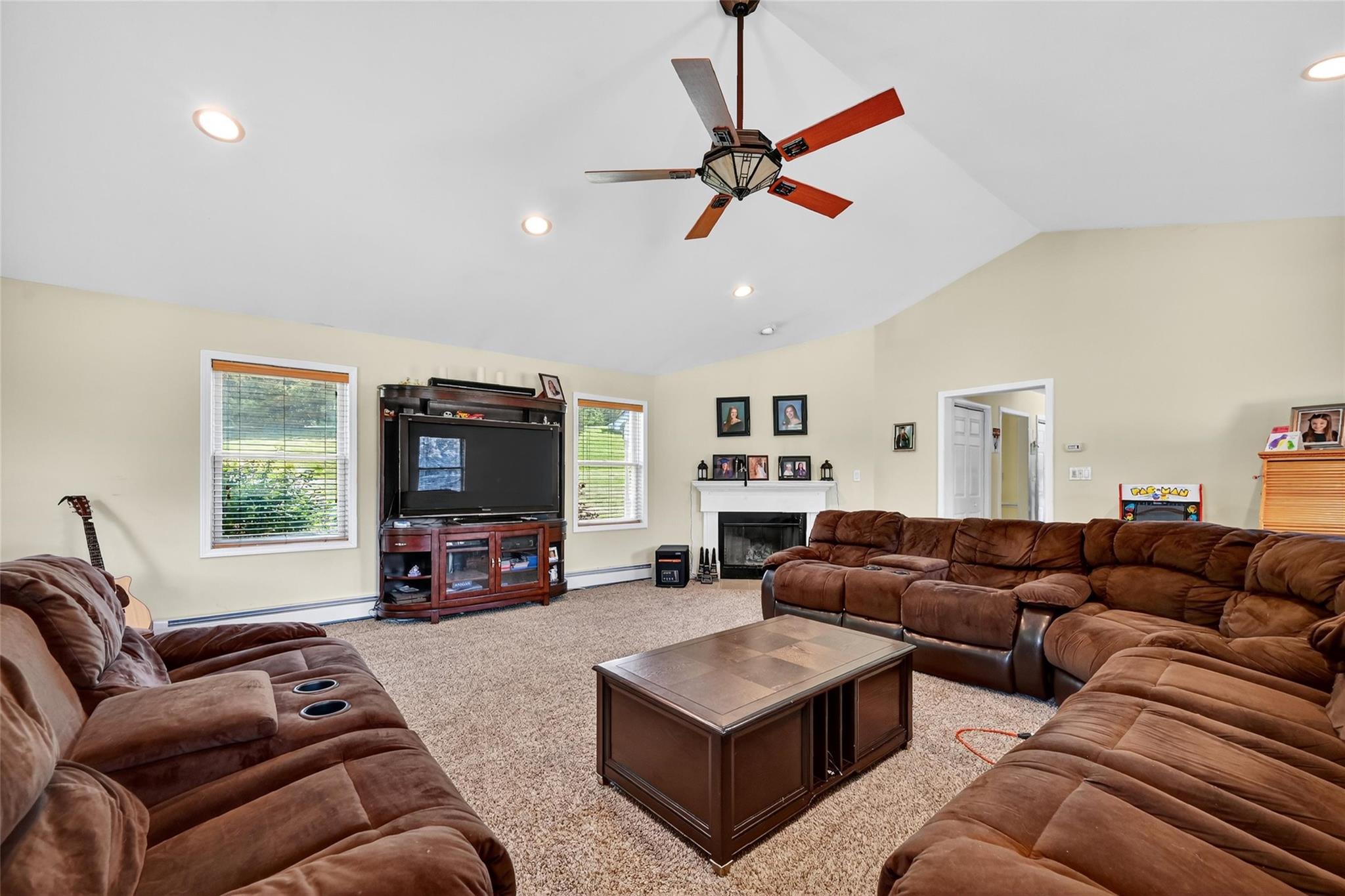 15 Old Dominion Road, Blooming Grove, NY 10914