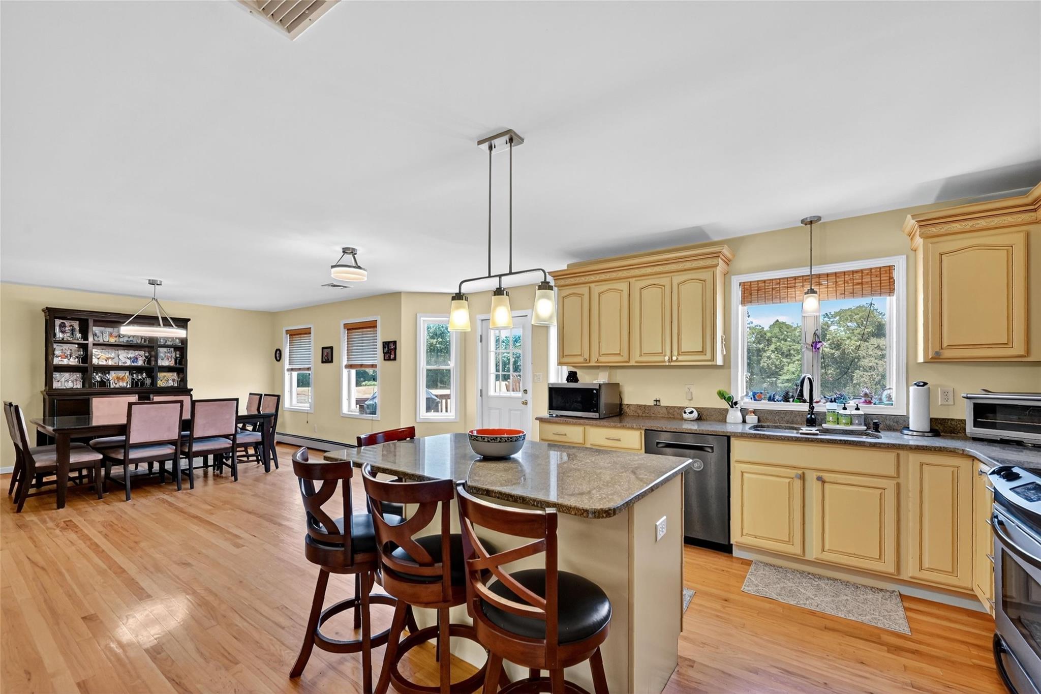 15 Old Dominion Road, Blooming Grove, NY 10914