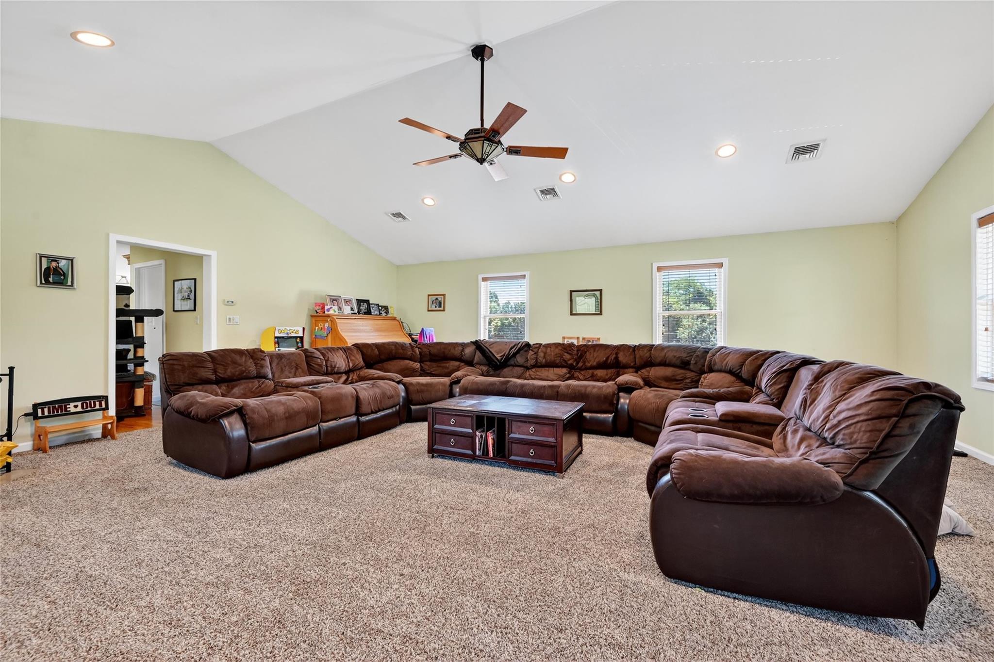 15 Old Dominion Road, Blooming Grove, NY 10914