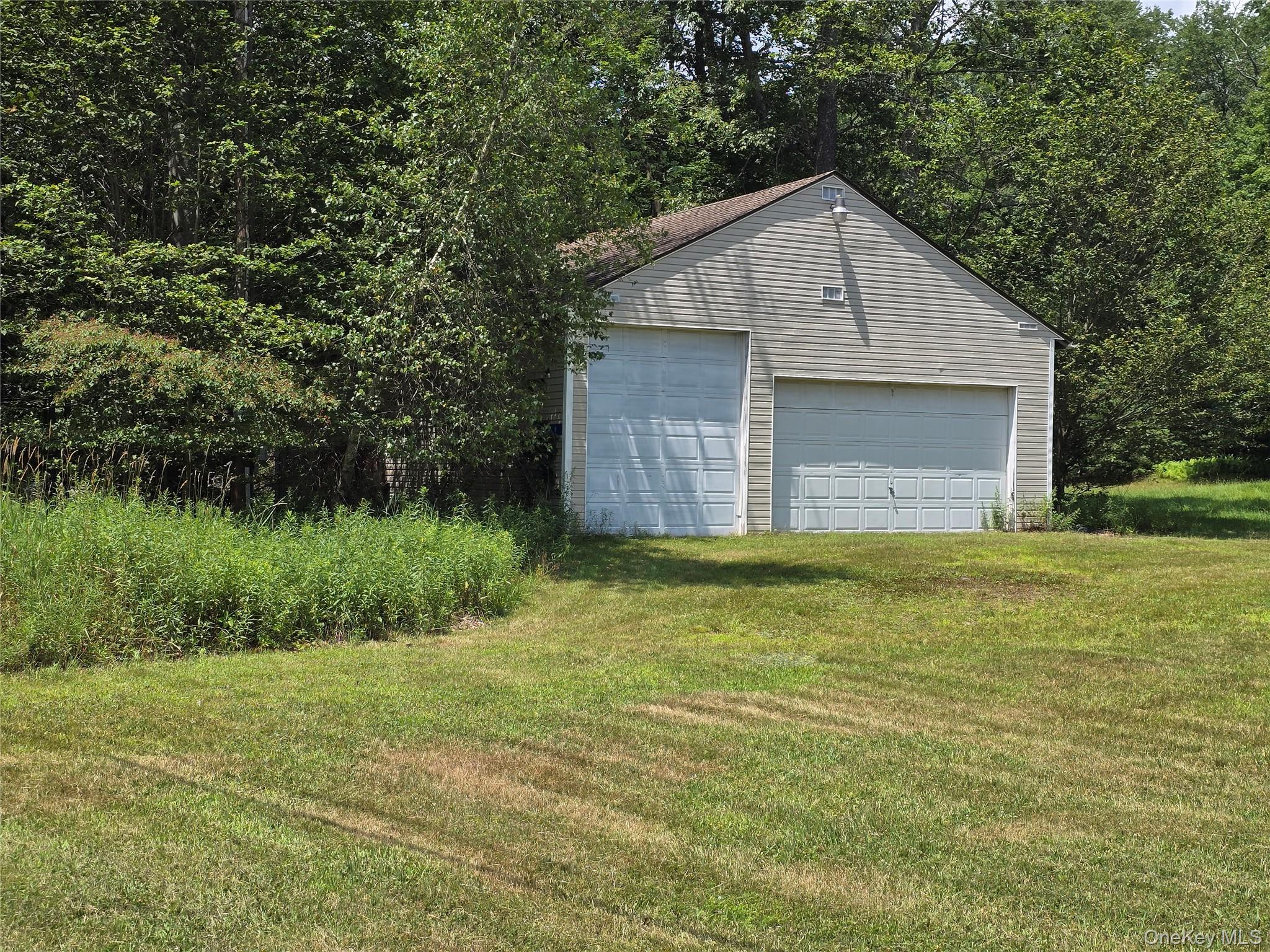 8 Sheeley Lane, Rock Hill, NY 12775