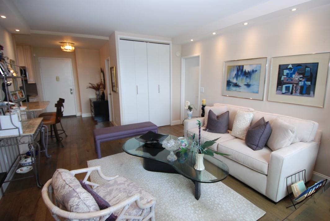 27010 Grand Central Parkway # 27F, Floral Park, NY 11005