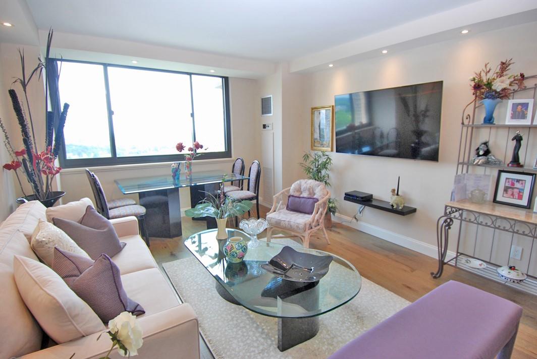 27010 Grand Central Parkway # 27F, Floral Park, NY 11005