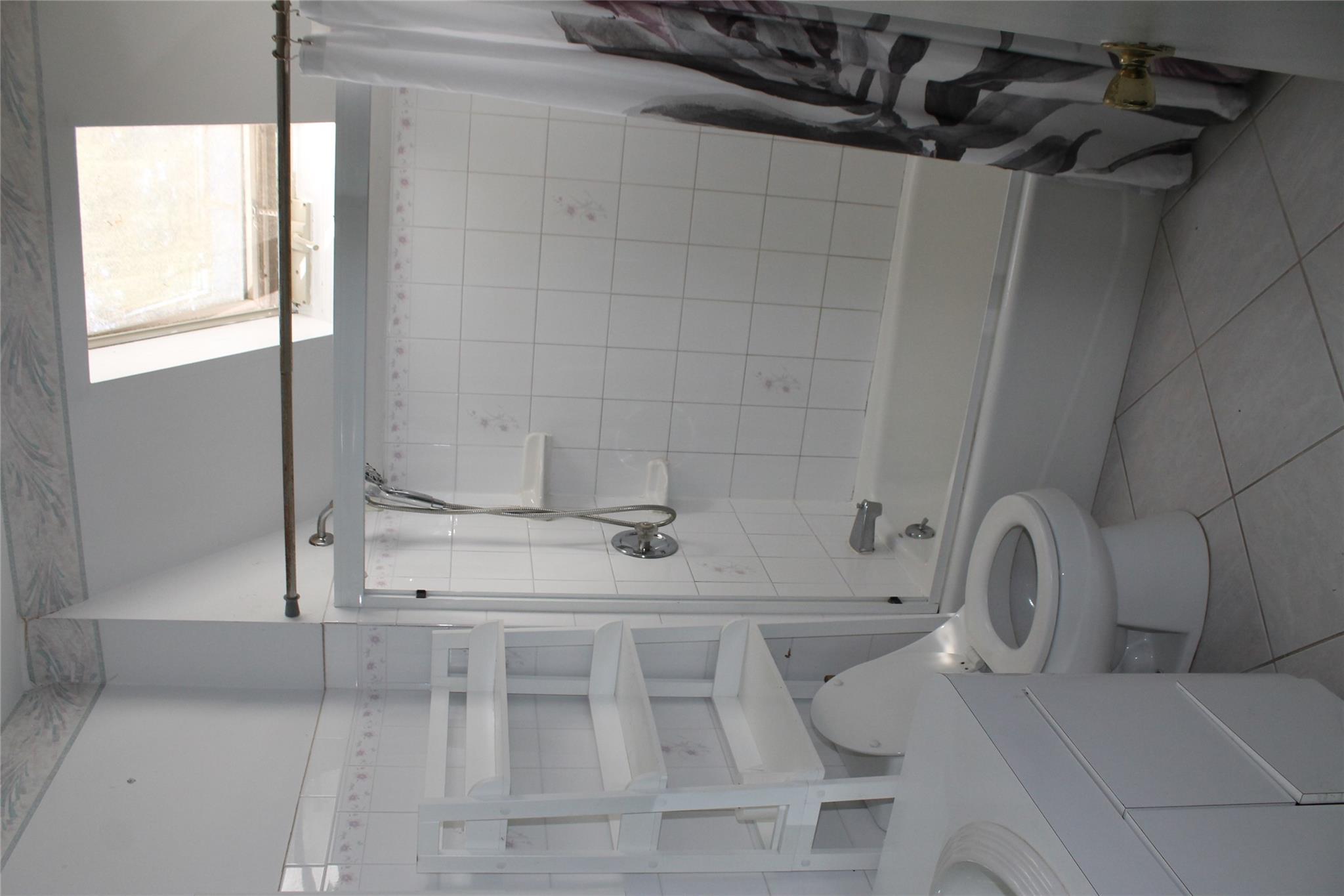 11 Roberts Road, Shirley, NY 11967