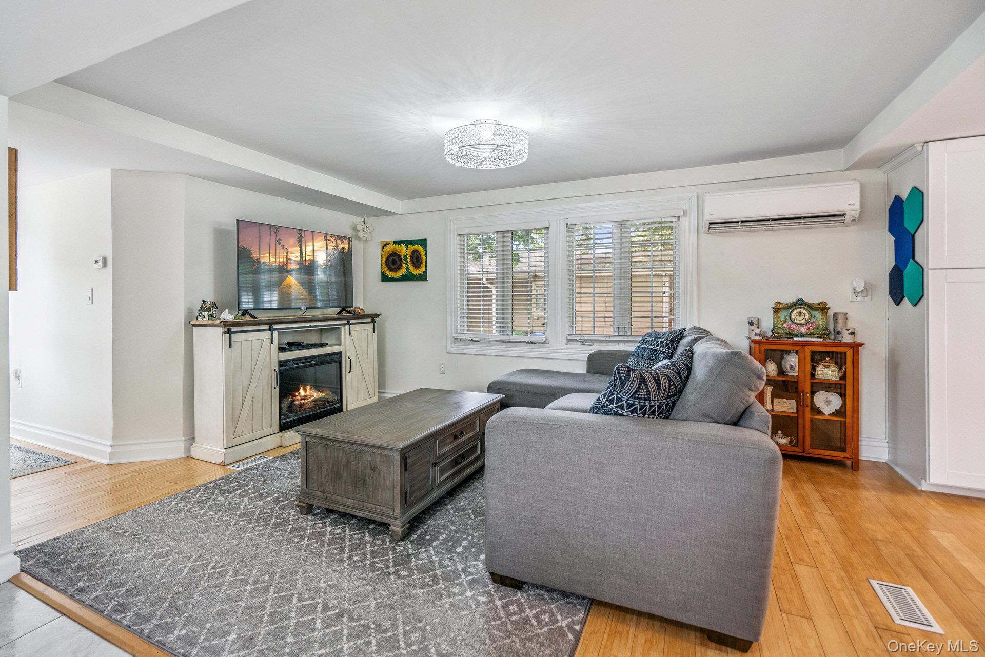 20 Betsy Ross Drive, Bohemia, NY 11716