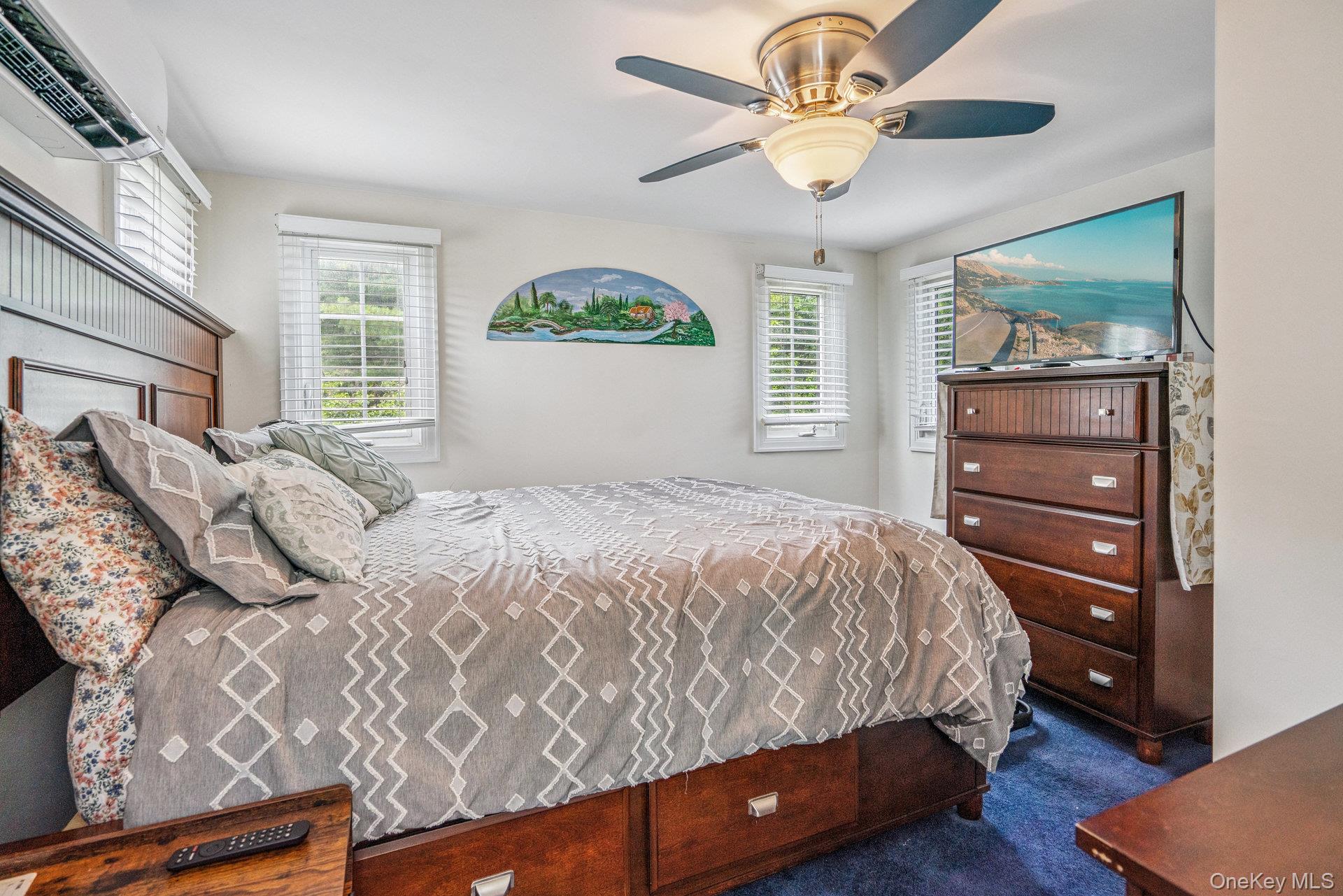 20 Betsy Ross Drive, Bohemia, NY 11716