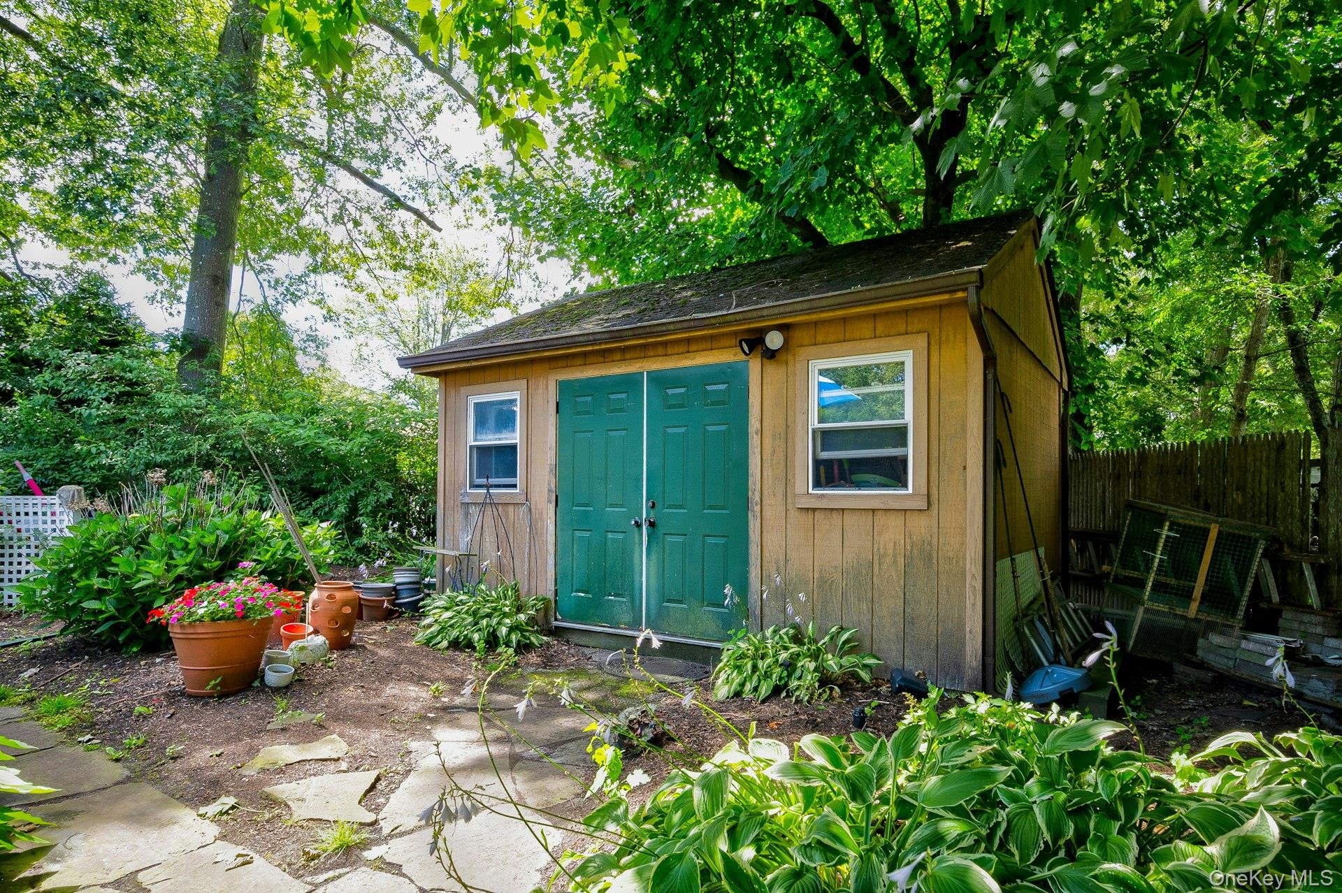 10 Dean Street, Port Jefferson Station, NY 11776