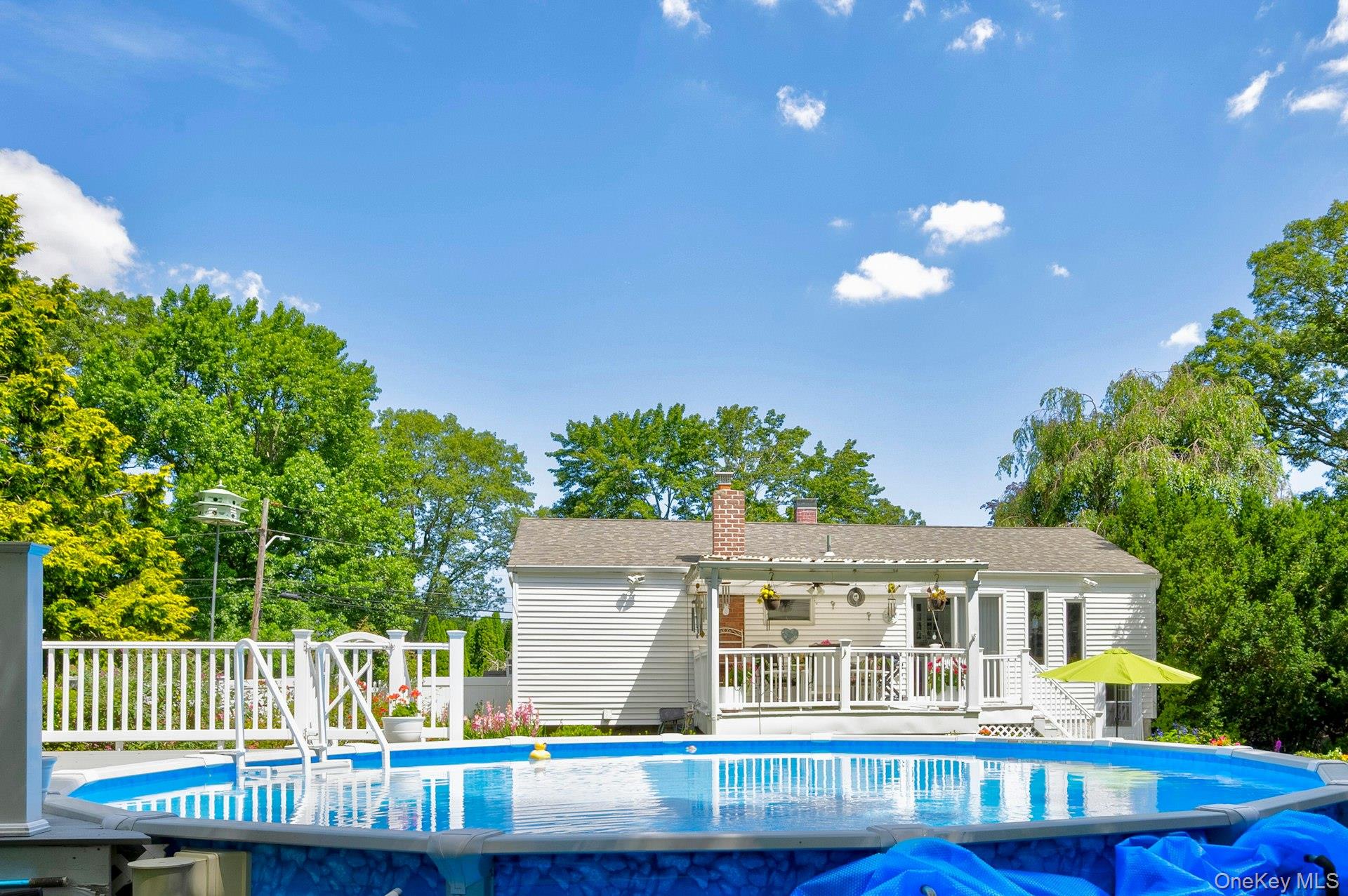 10 Dean Street, Port Jefferson Station, NY 11776