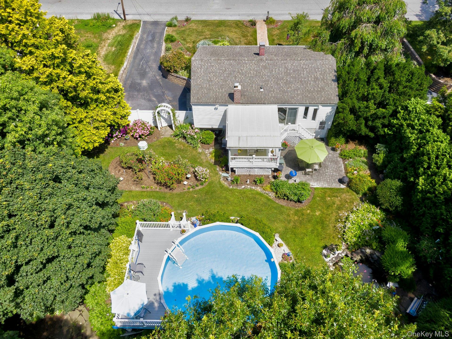 10 Dean Street, Port Jefferson Station, NY 11776