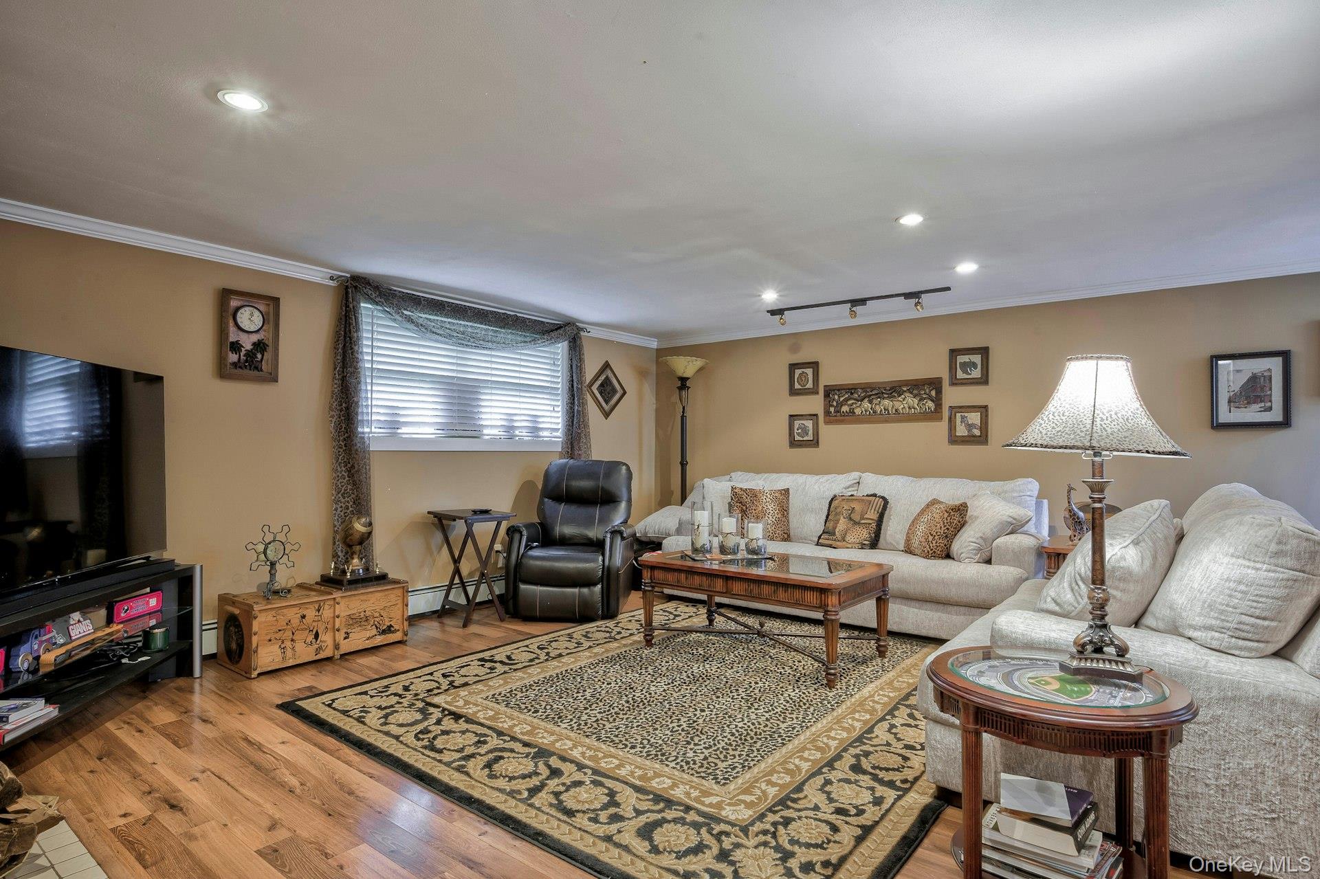 10 Dean Street, Port Jefferson Station, NY 11776