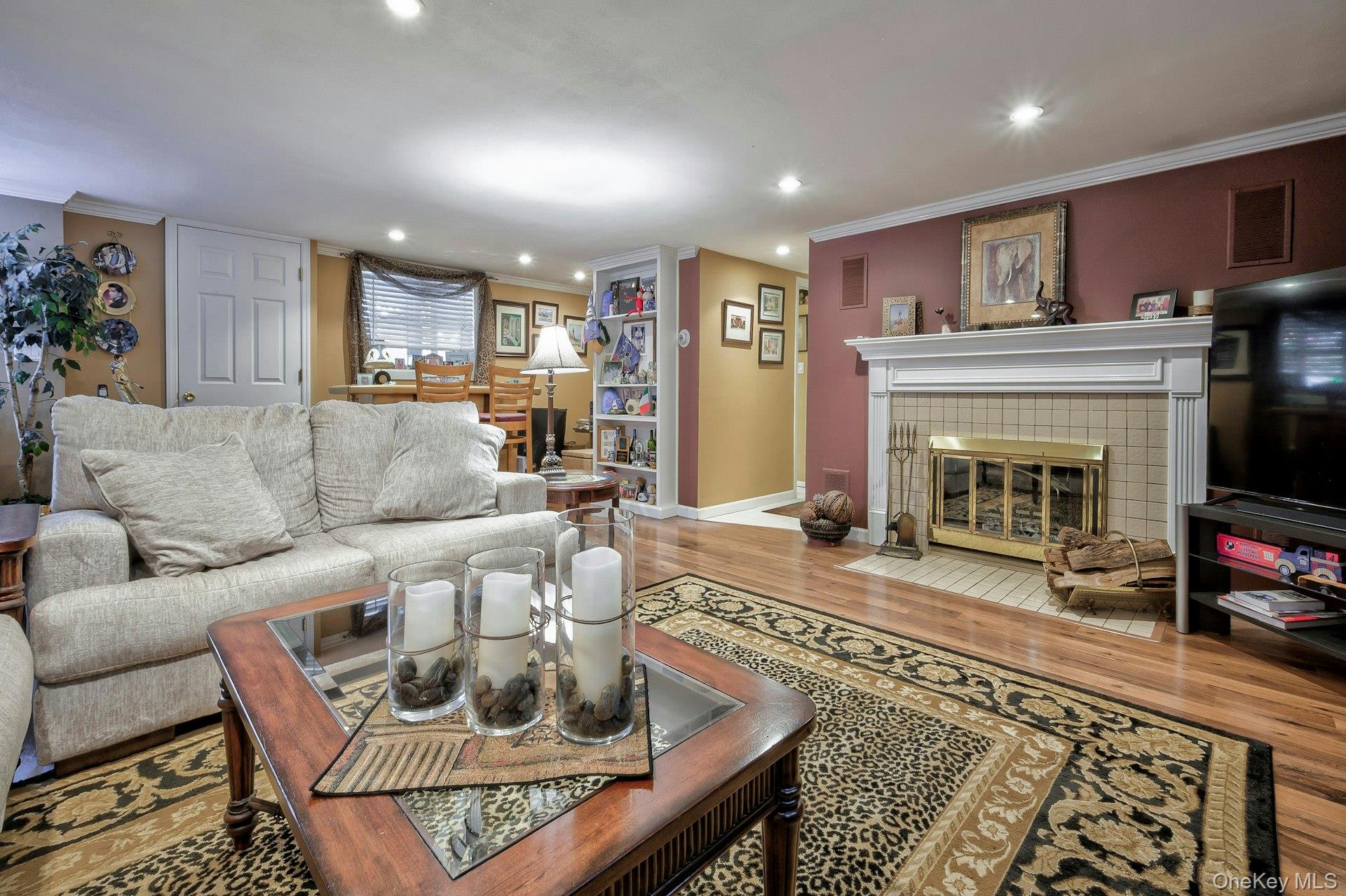 10 Dean Street, Port Jefferson Station, NY 11776